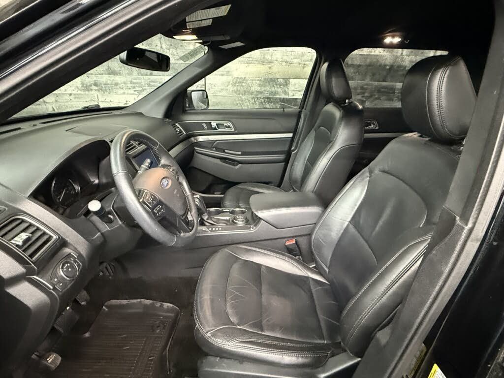 Ford Explorer 2018 - Thumbnail 10