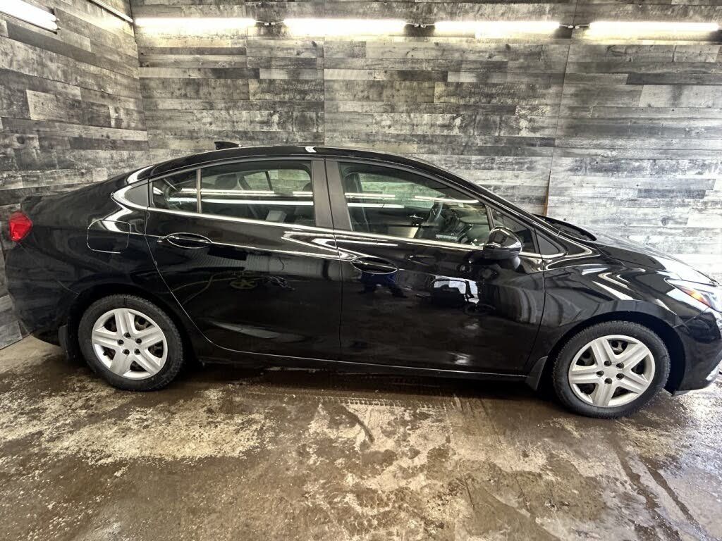 Chevrolet Cruze 2018 - Thumbnail 3