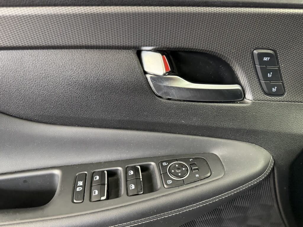 Hyundai Santa Fe 2019 - Thumbnail 24
