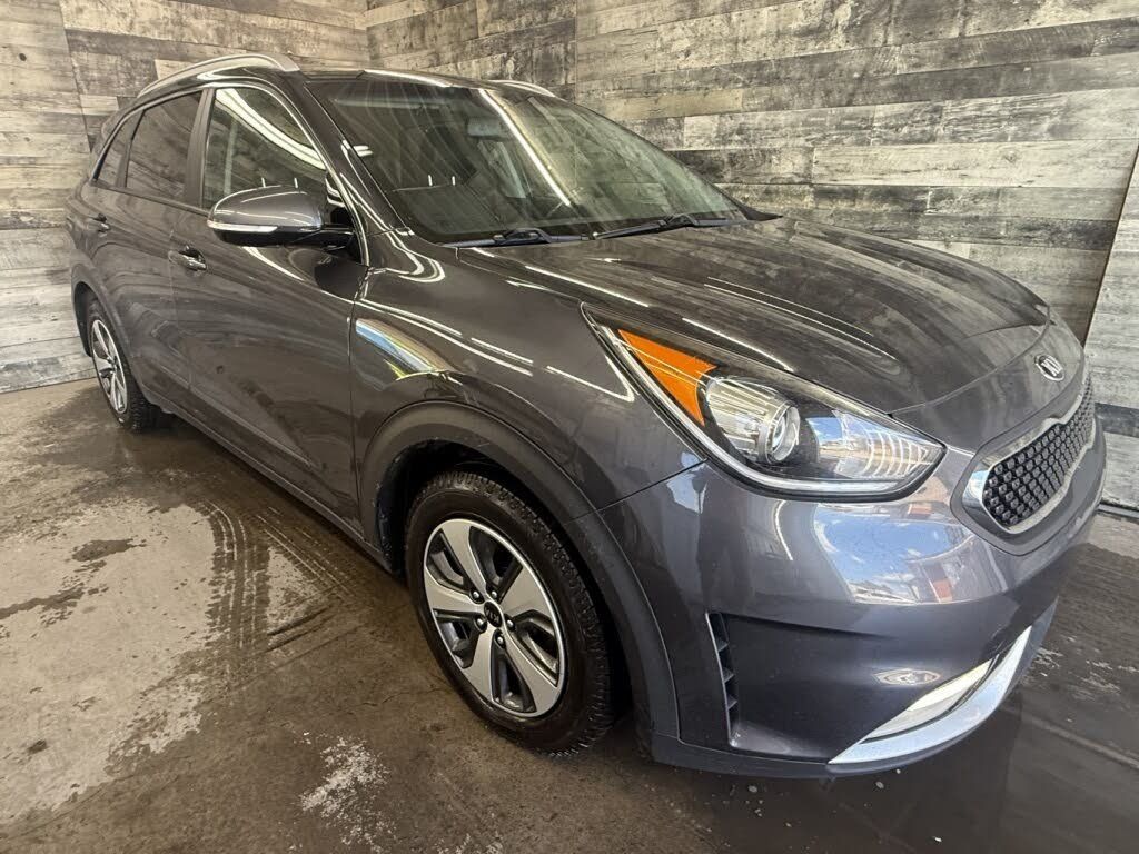 Kia Niro Plug-In Hybrid 2019 - Thumbnail 1