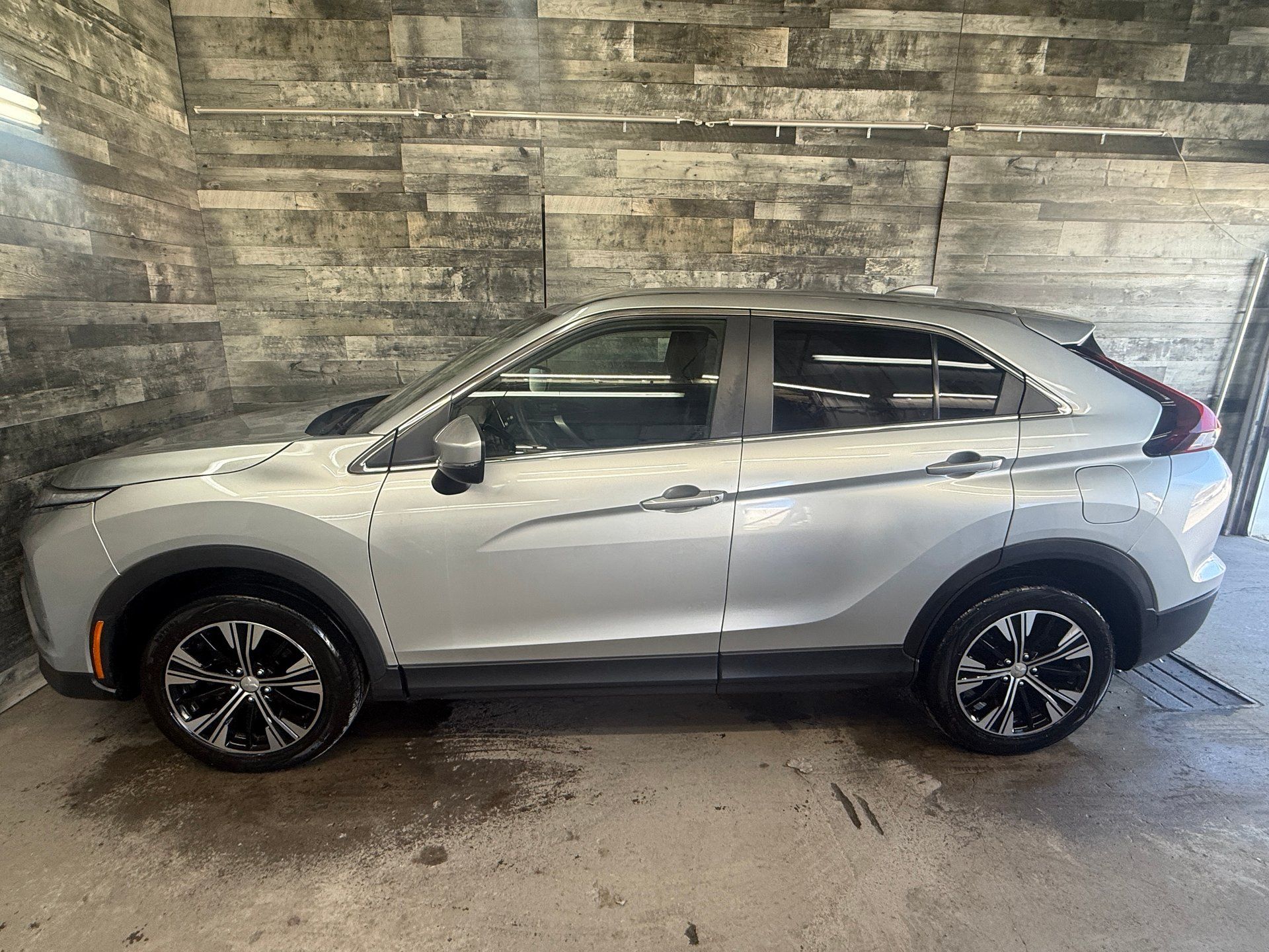 Mitsubishi Eclipse Cross 2022 - Thumbnail 3