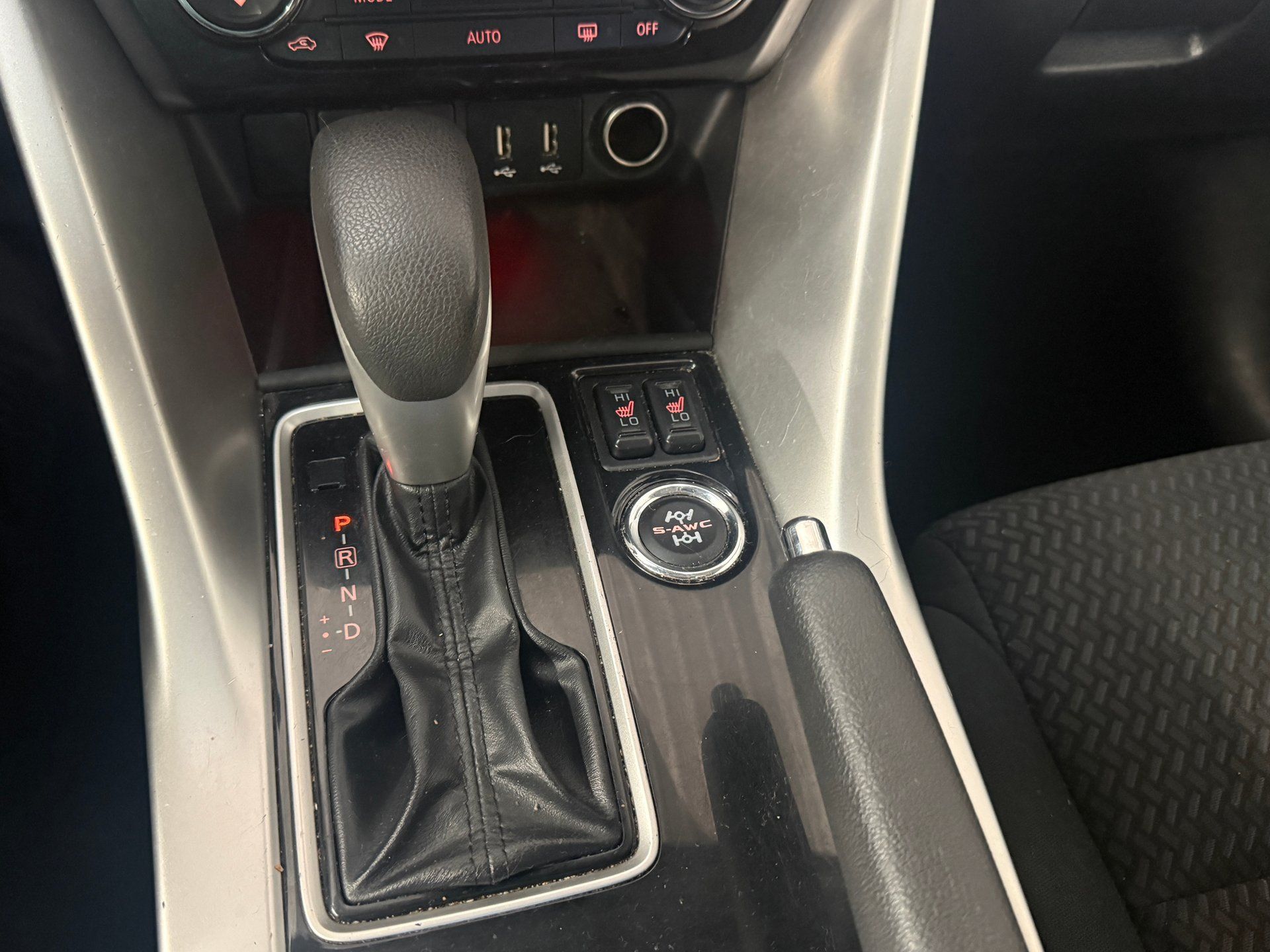 Mitsubishi Eclipse Cross 2022 - Thumbnail 10