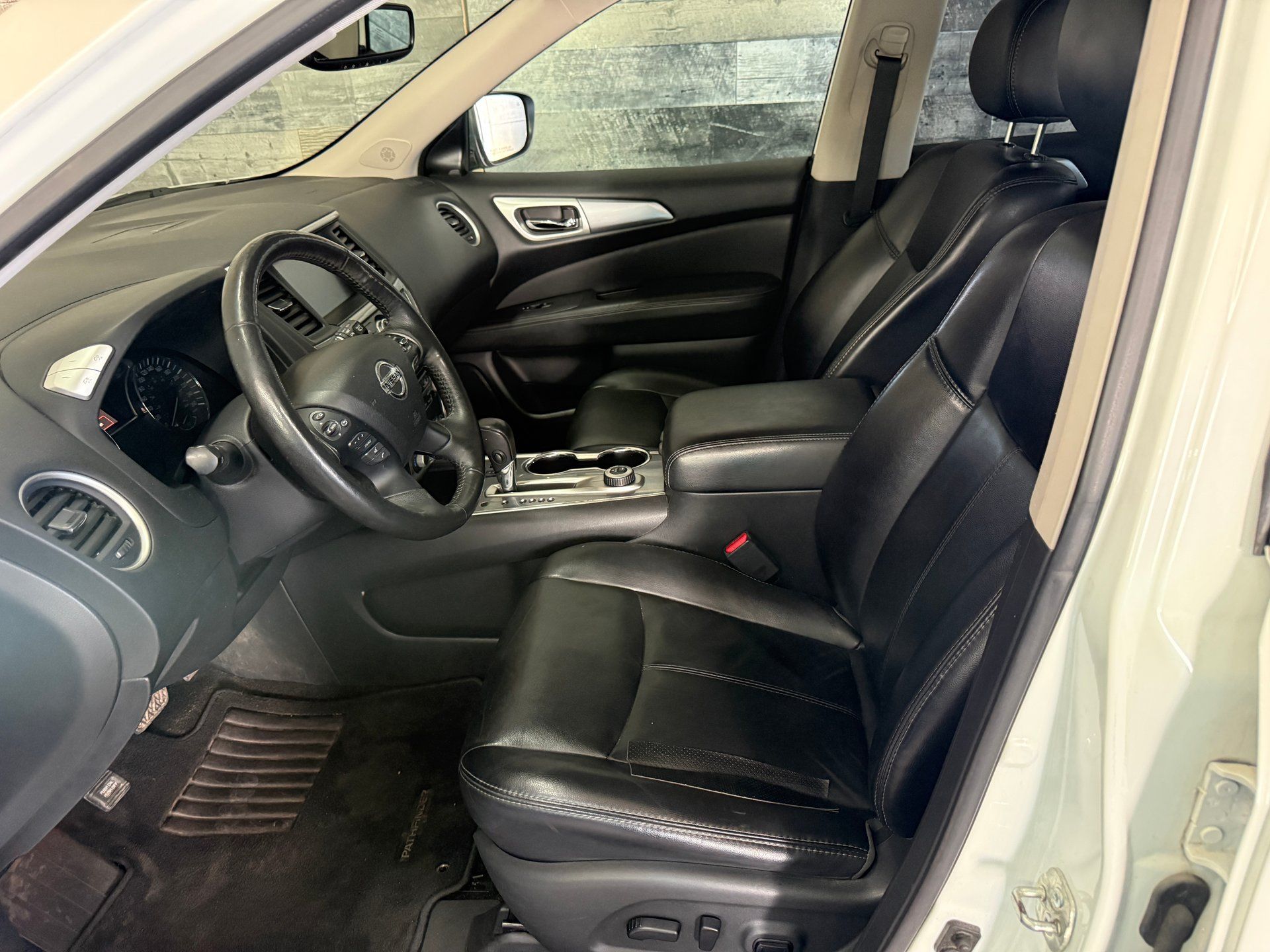 Nissan Pathfinder 2019 - Thumbnail 8