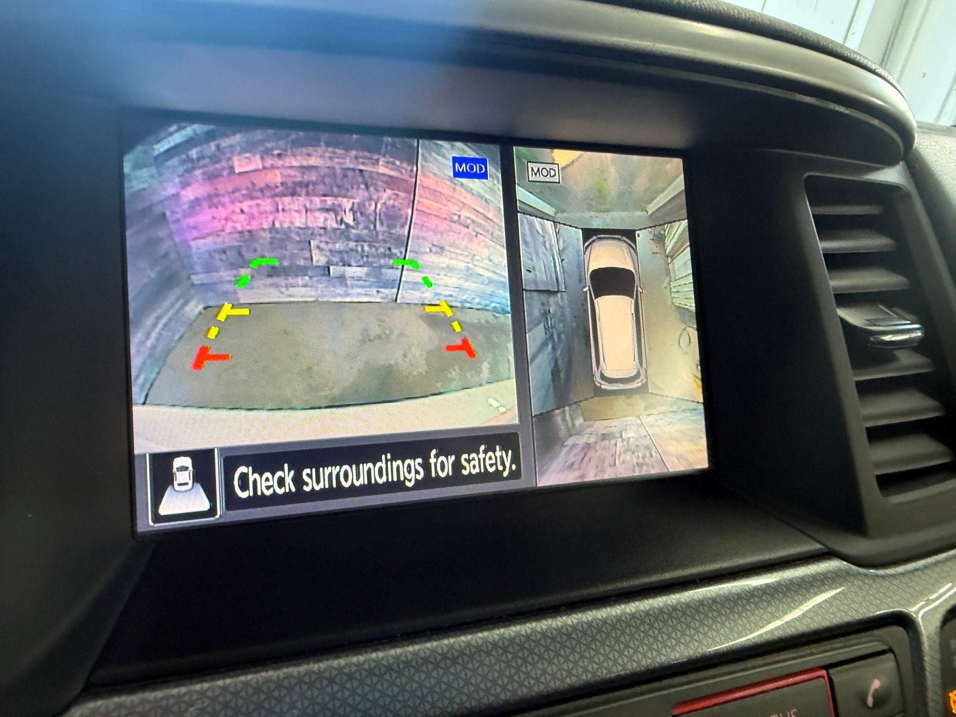 Nissan Pathfinder 2019 - Thumbnail 12