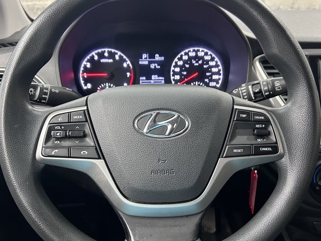 Hyundai Accent 2019 - Thumbnail 13