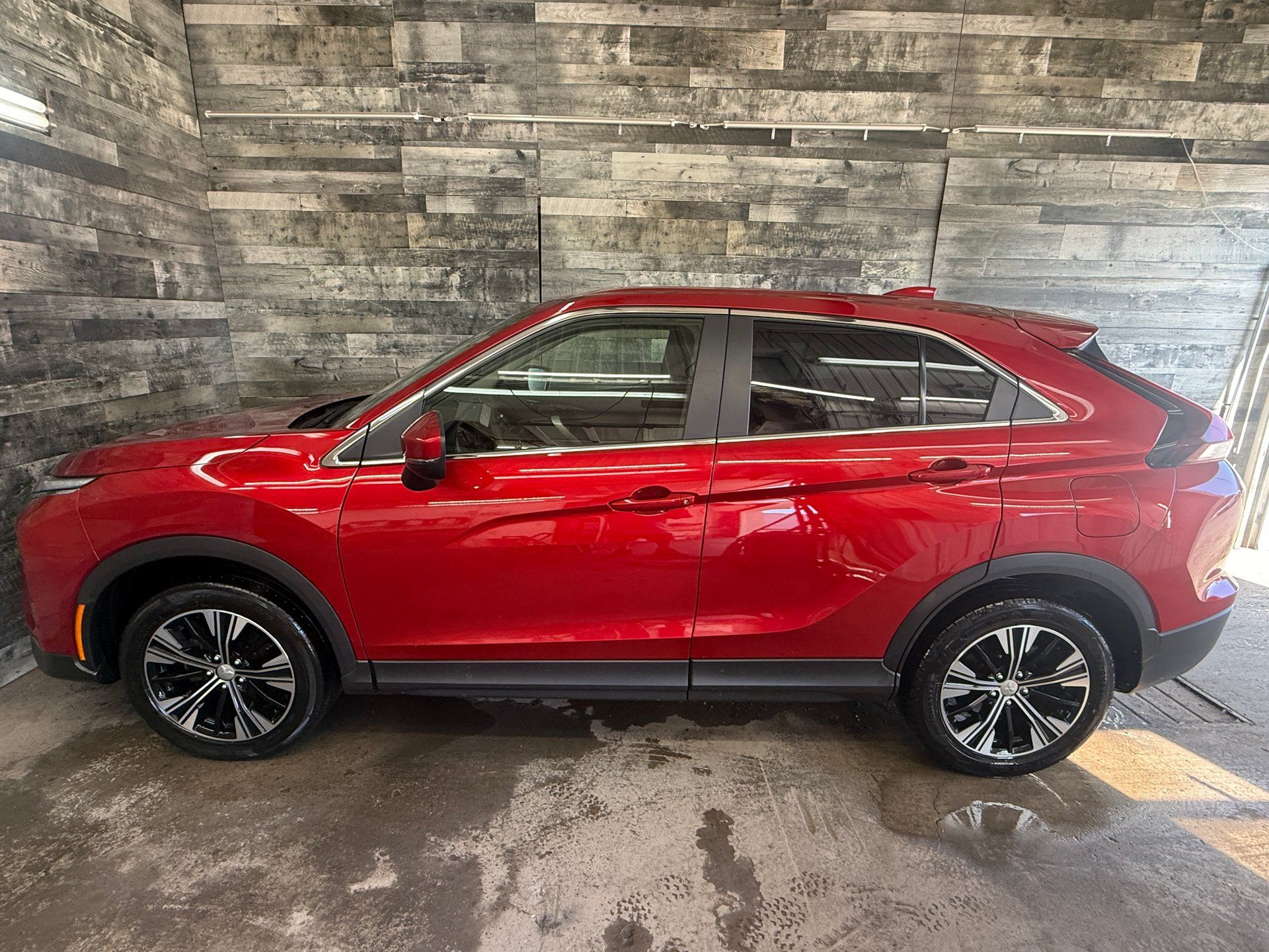 Mitsubishi Eclipse Cross 2022 - Thumbnail 3