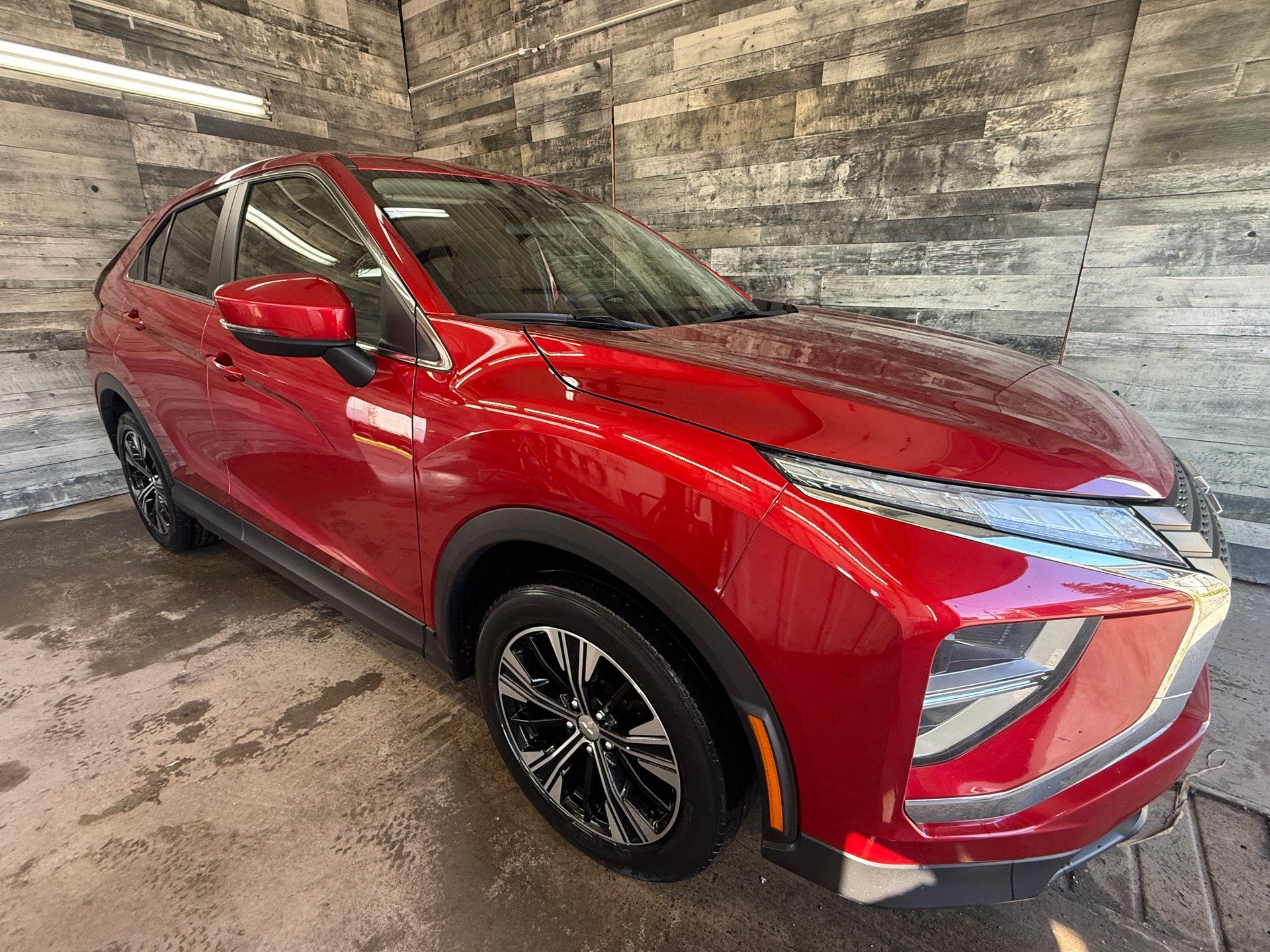 Mitsubishi Eclipse Cross 2022 - Thumbnail 1