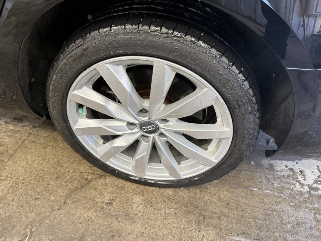 Audi A4 2019 - Thumbnail 7