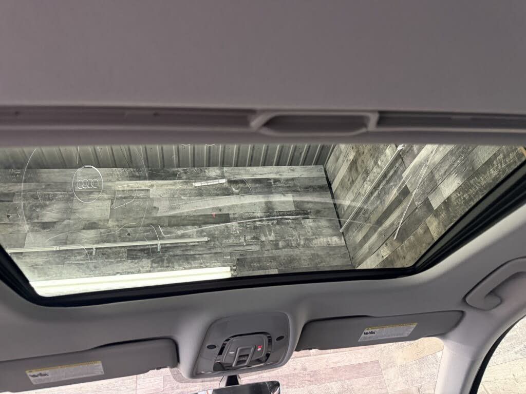 Audi A4 2019 - Thumbnail 4