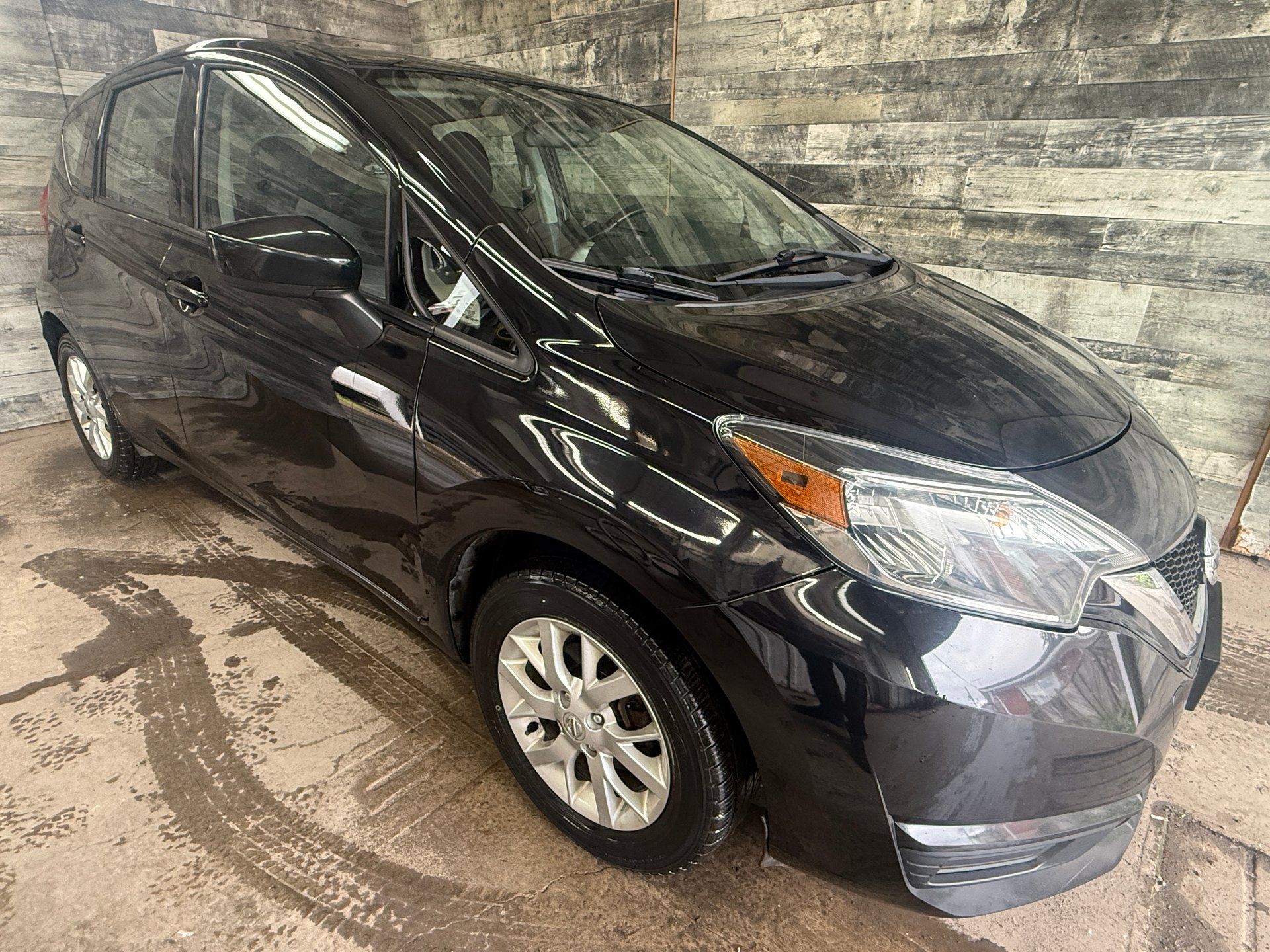 Nissan Versa Note 2018 - Thumbnail 1