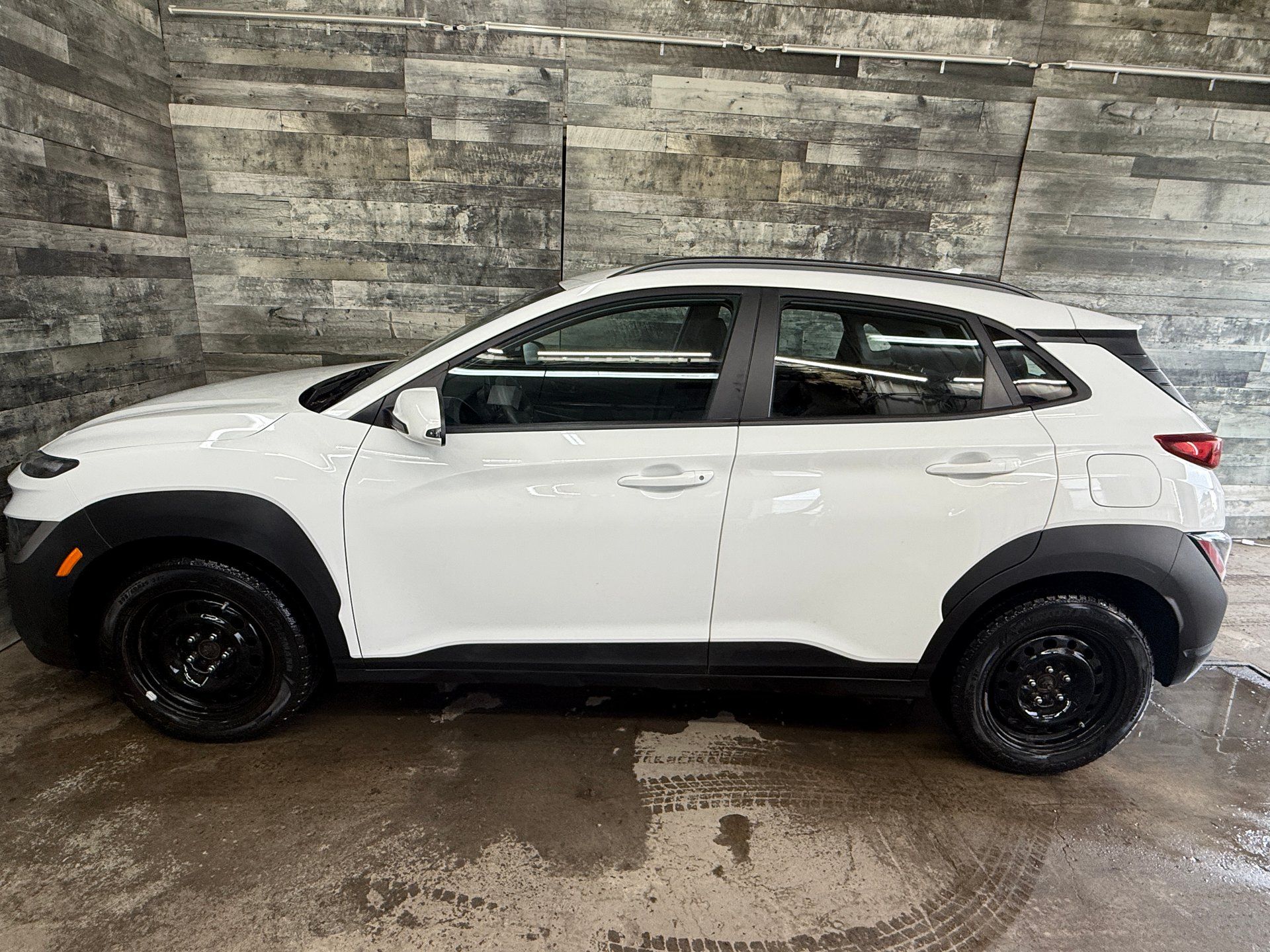 Hyundai Kona 2022 - Thumbnail 3