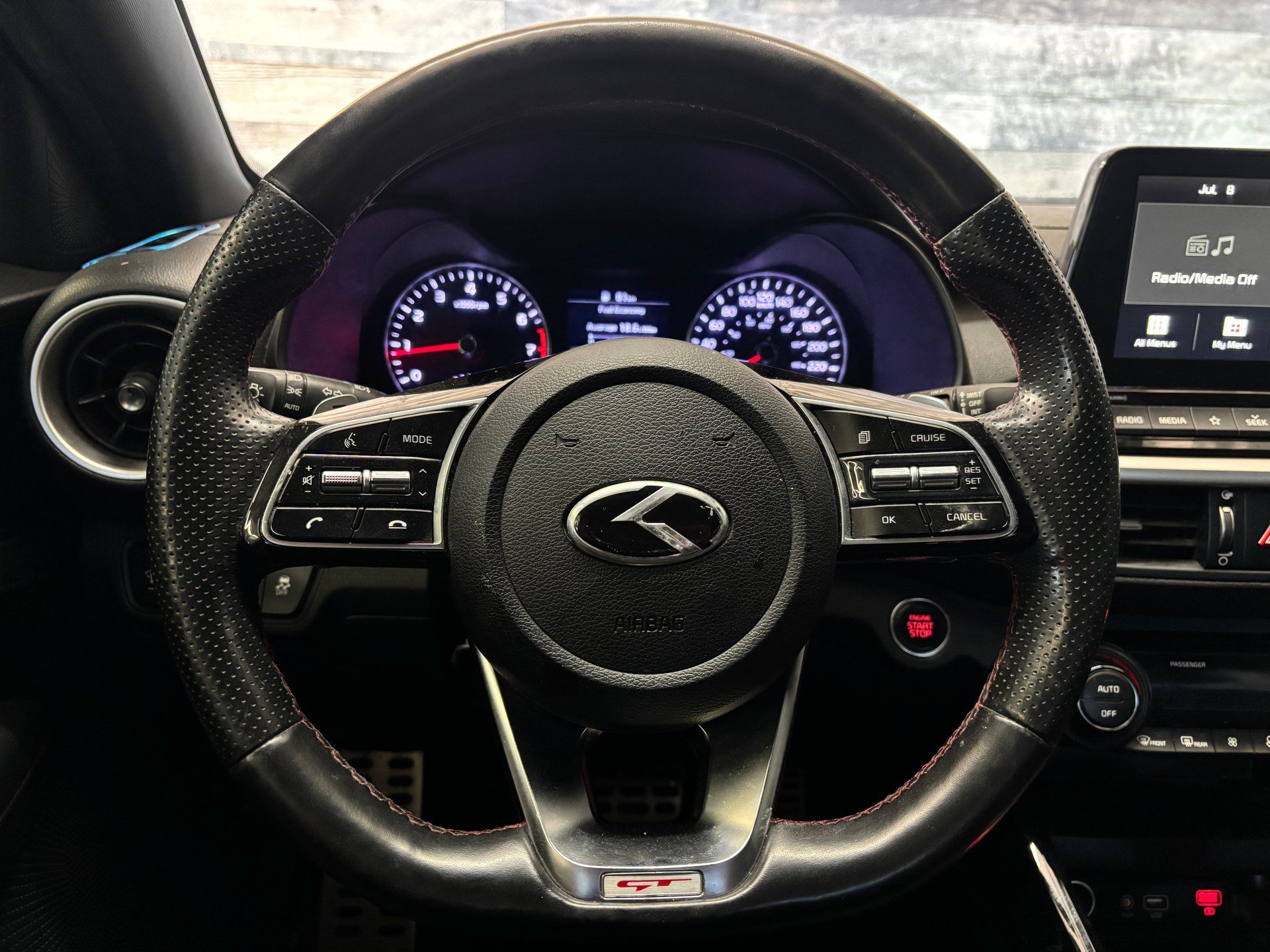 Kia Forte 2021 - Thumbnail 8