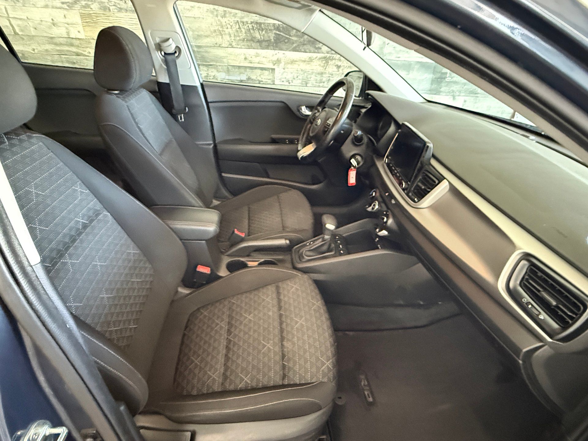 Kia Rio 5-Door 2021 - Thumbnail 21