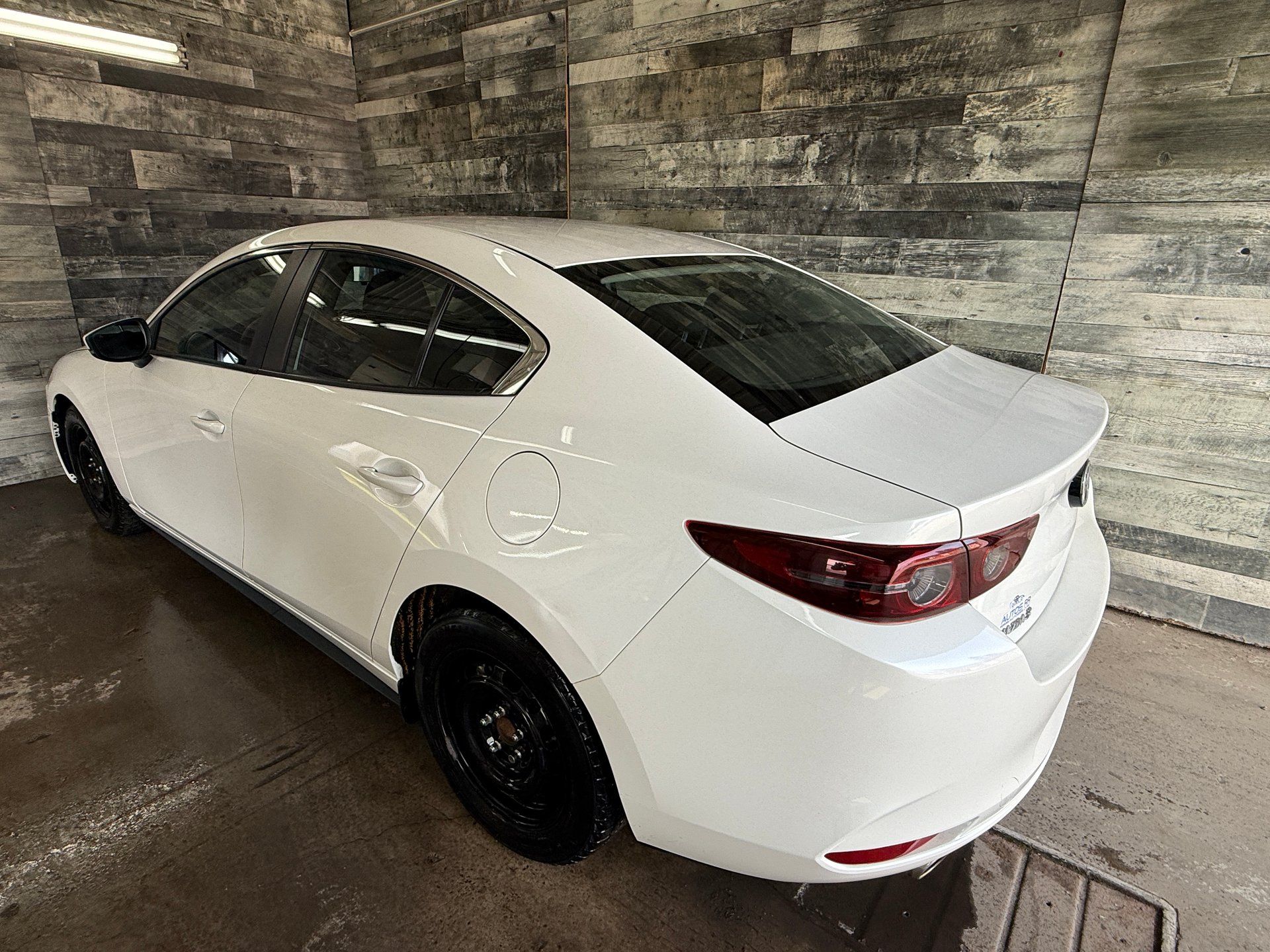 Mazda Mazda3 2019 - Thumbnail 7