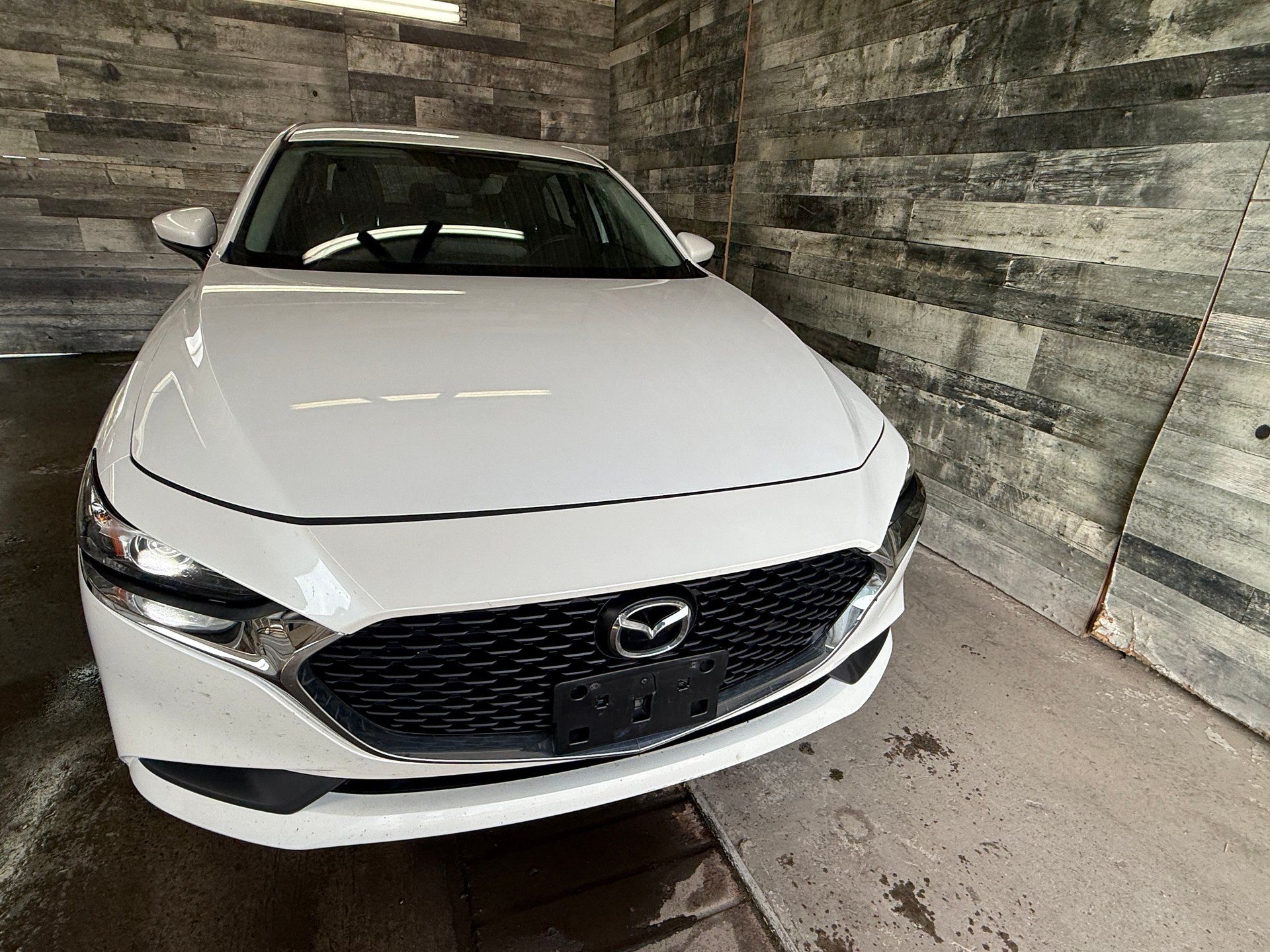 Mazda Mazda3 2019 - Thumbnail 2