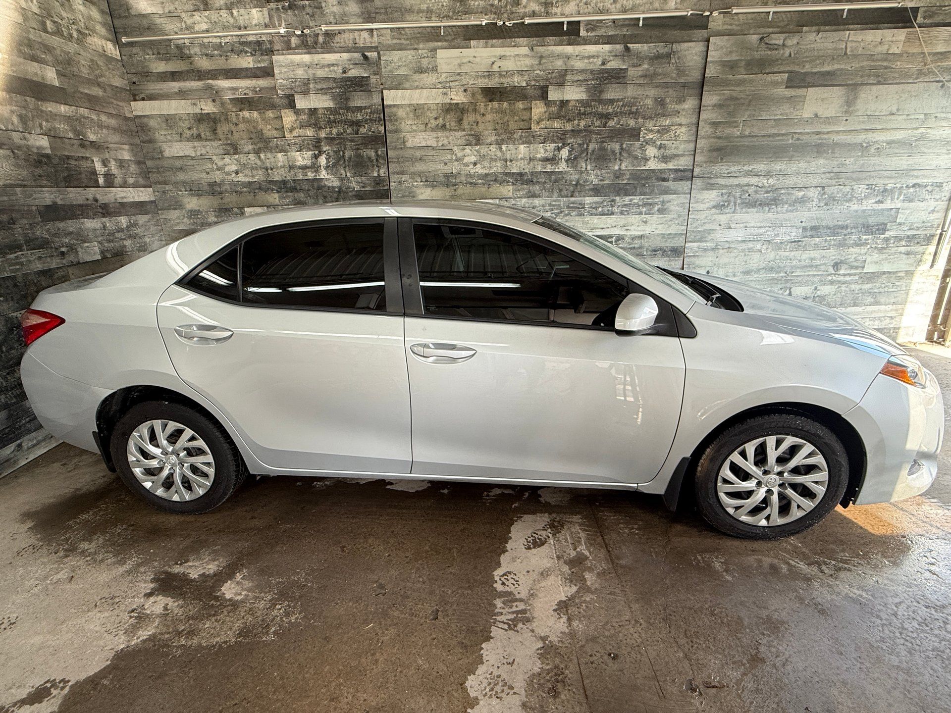 Toyota Corolla 2019 - Thumbnail 2