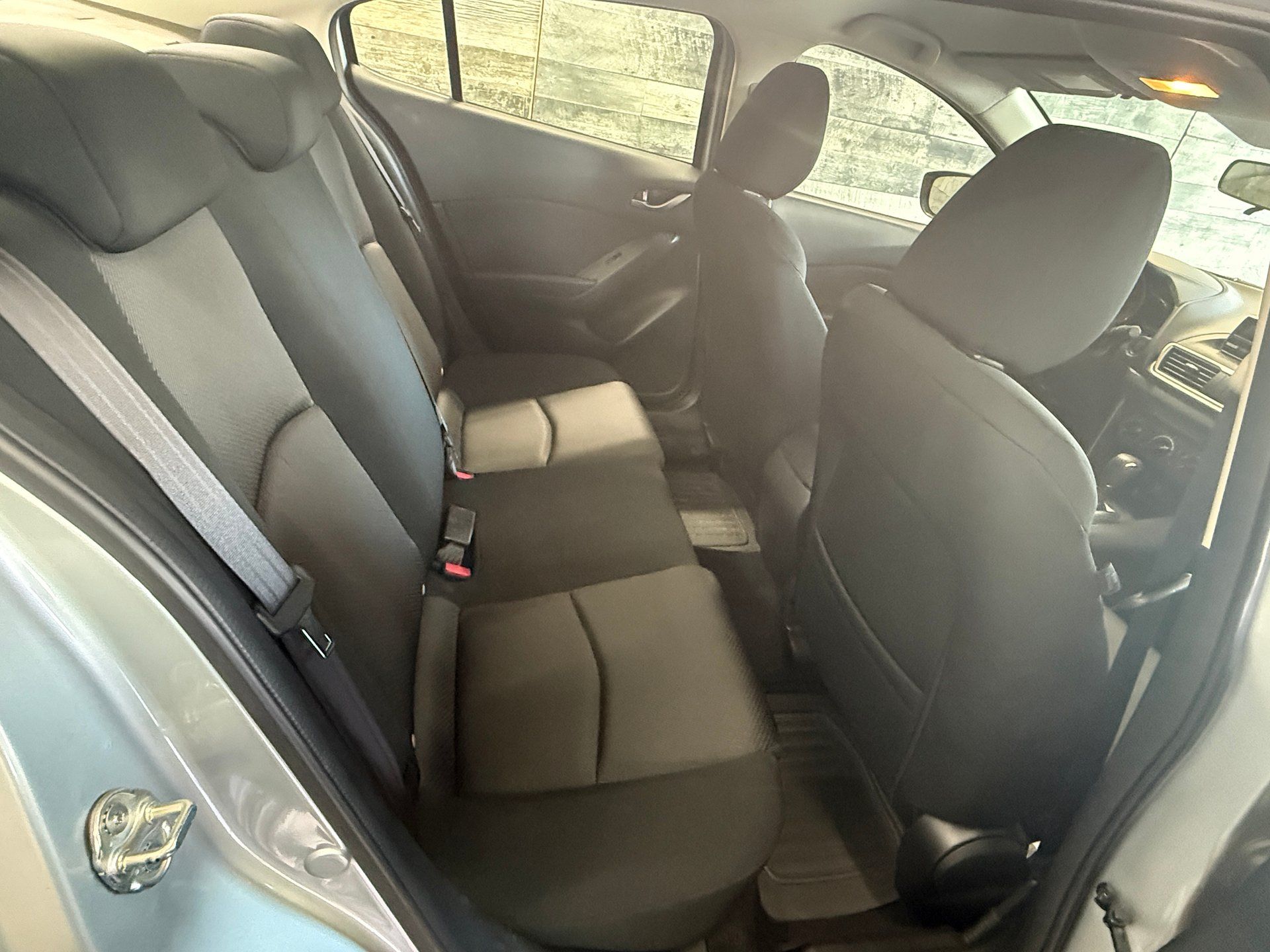 Mazda Mazda3 2018 - Thumbnail 17