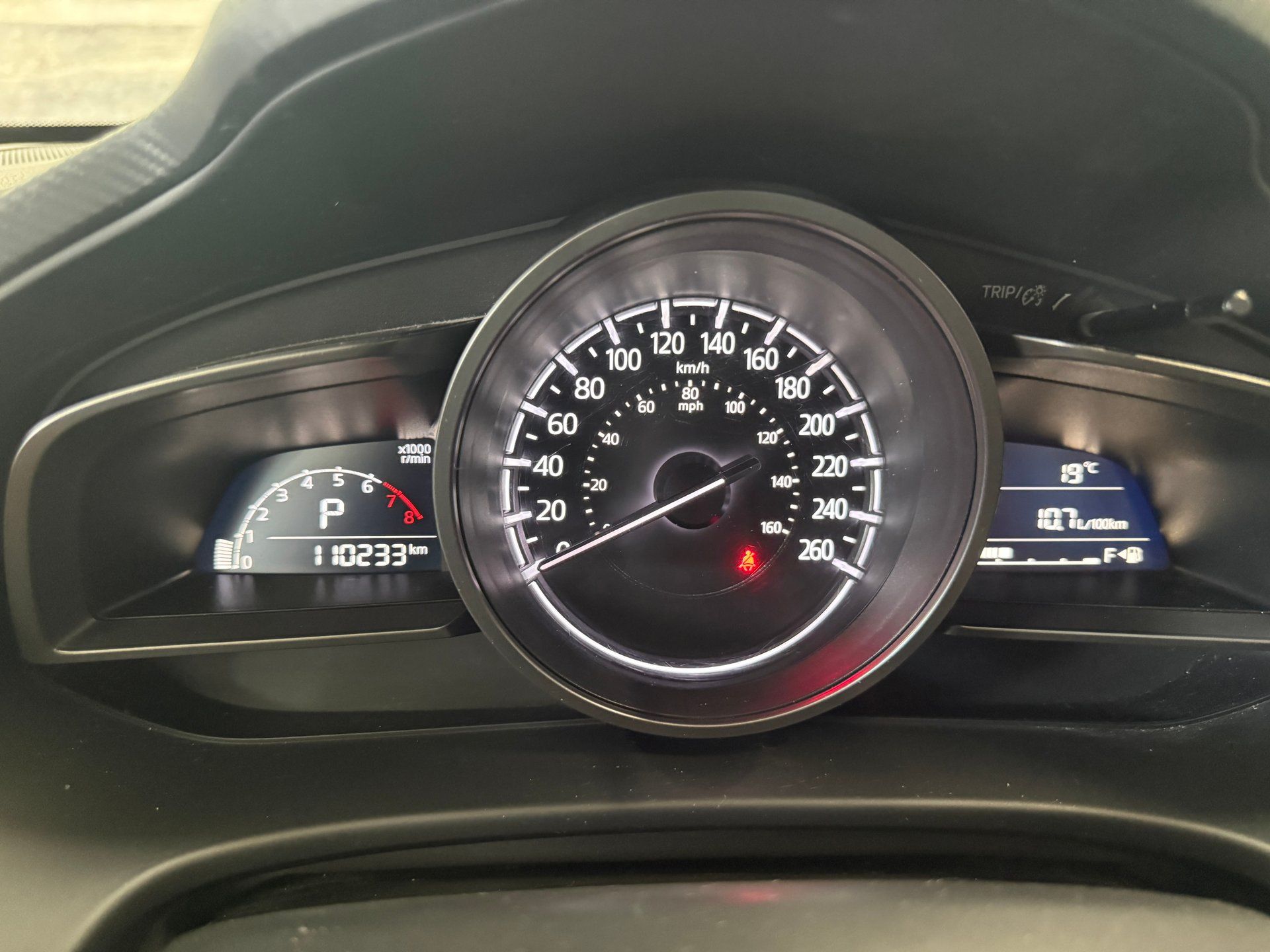 Mazda Mazda3 2018 - Thumbnail 11