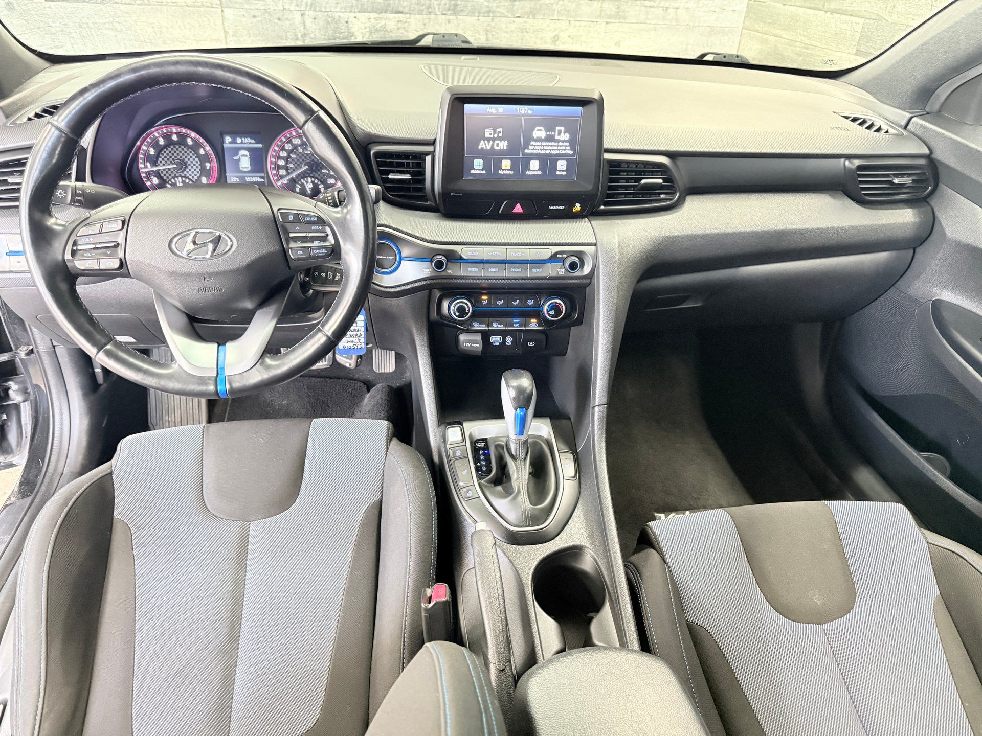 Hyundai Veloster 2019 - Thumbnail 16