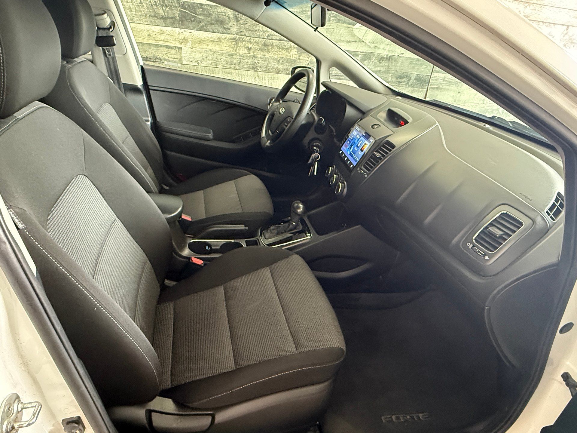 Kia Forte 2018 - Thumbnail 21