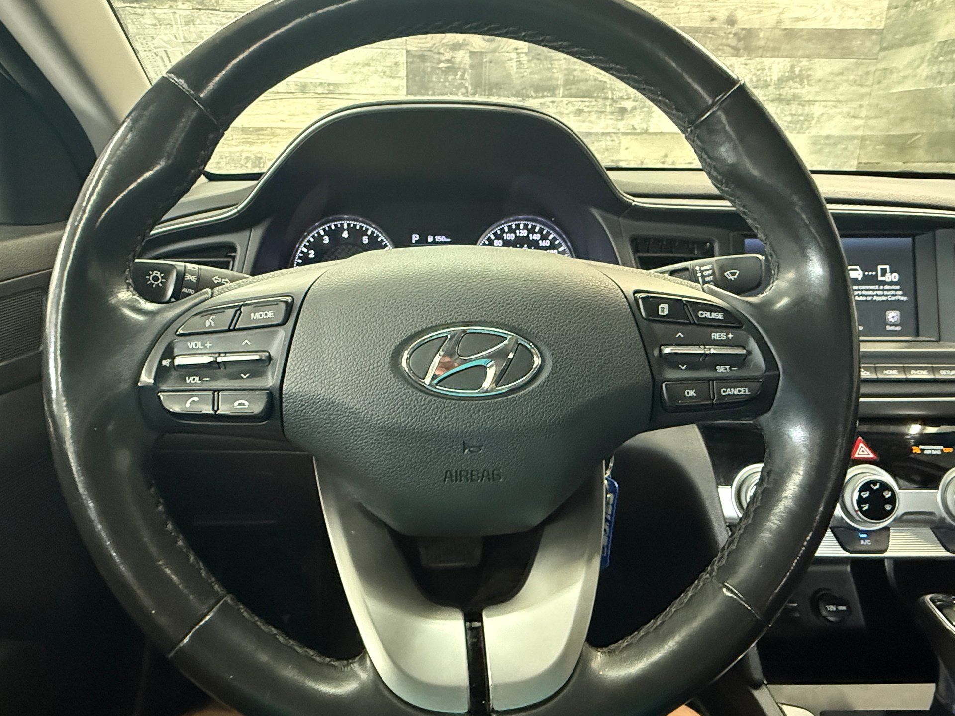 Hyundai Elantra 2019 - Thumbnail 11