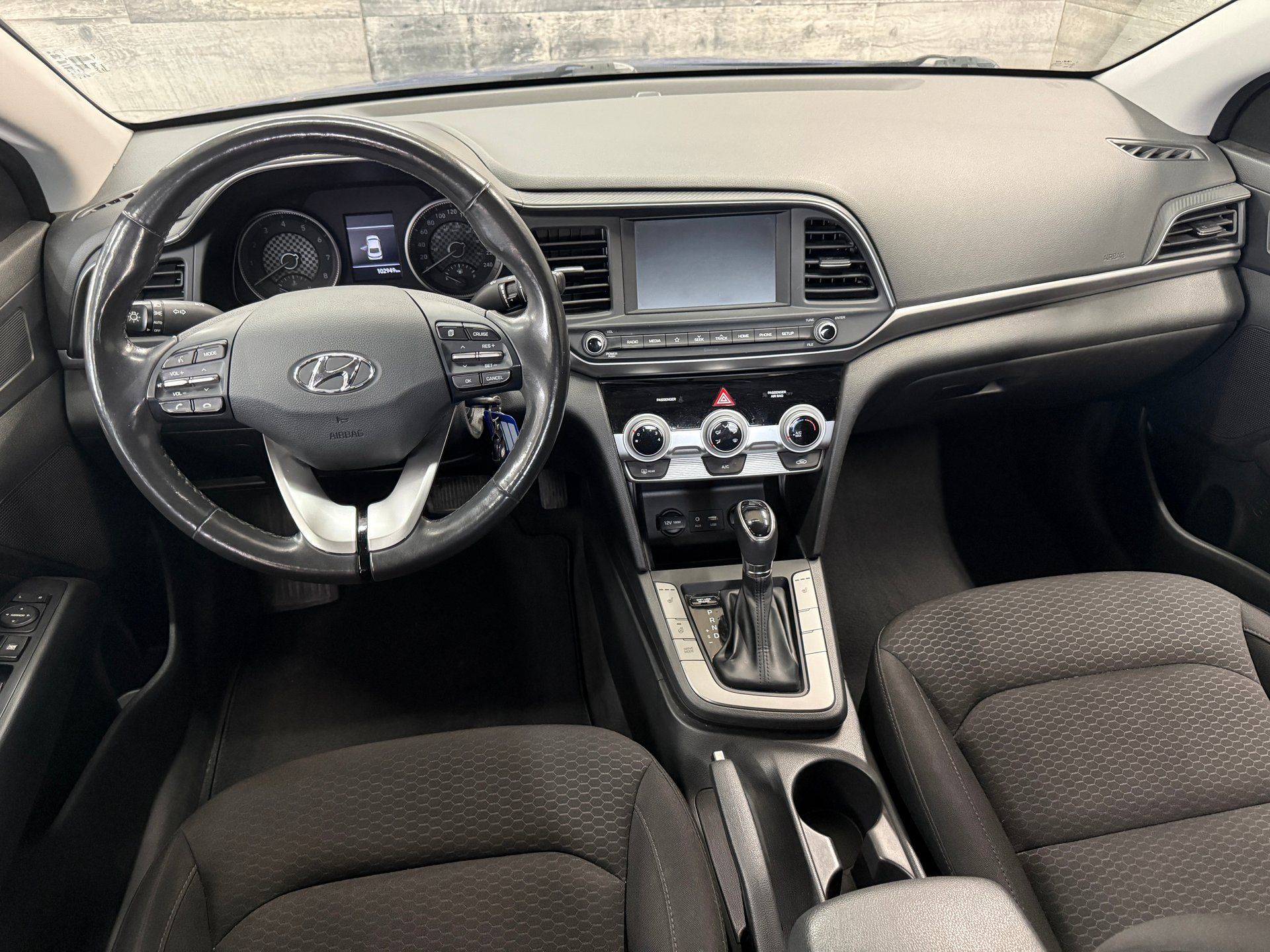 Hyundai Elantra 2019 - Thumbnail 14