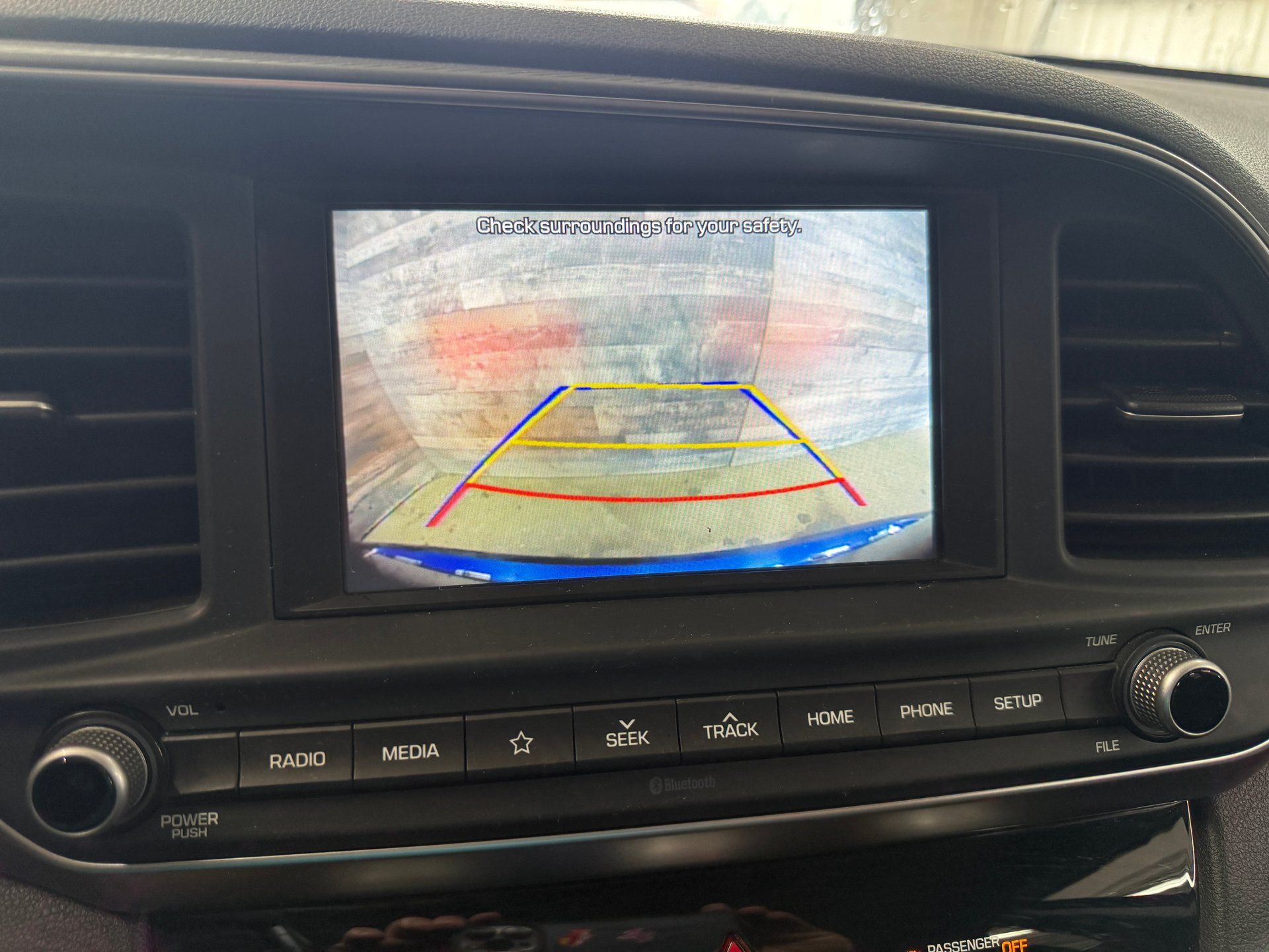 Hyundai Elantra 2019 - Thumbnail 18
