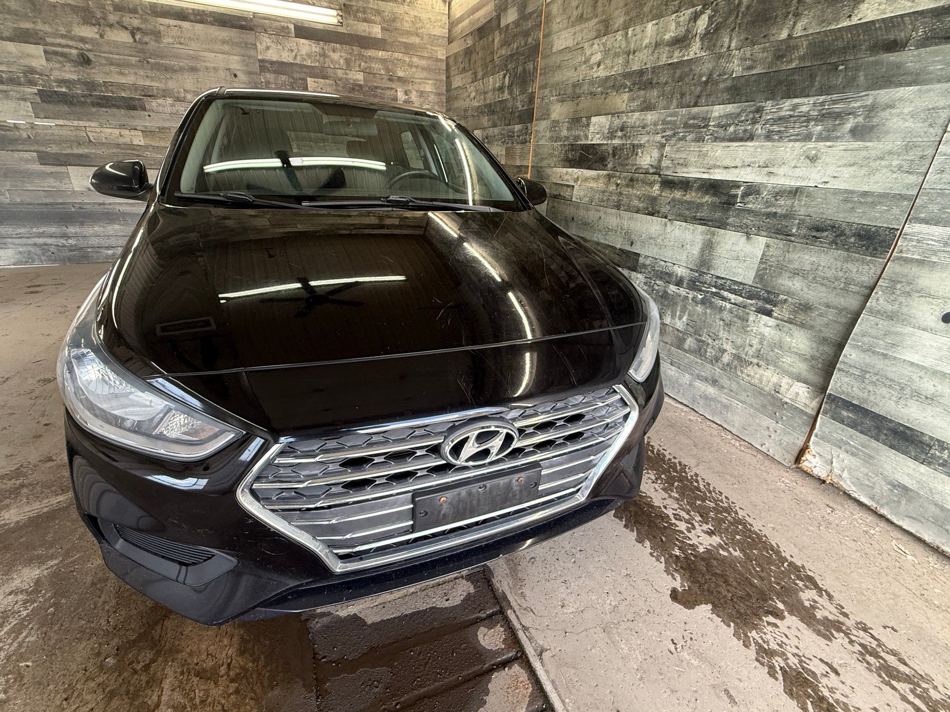 Hyundai Accent 2019 - Thumbnail 2
