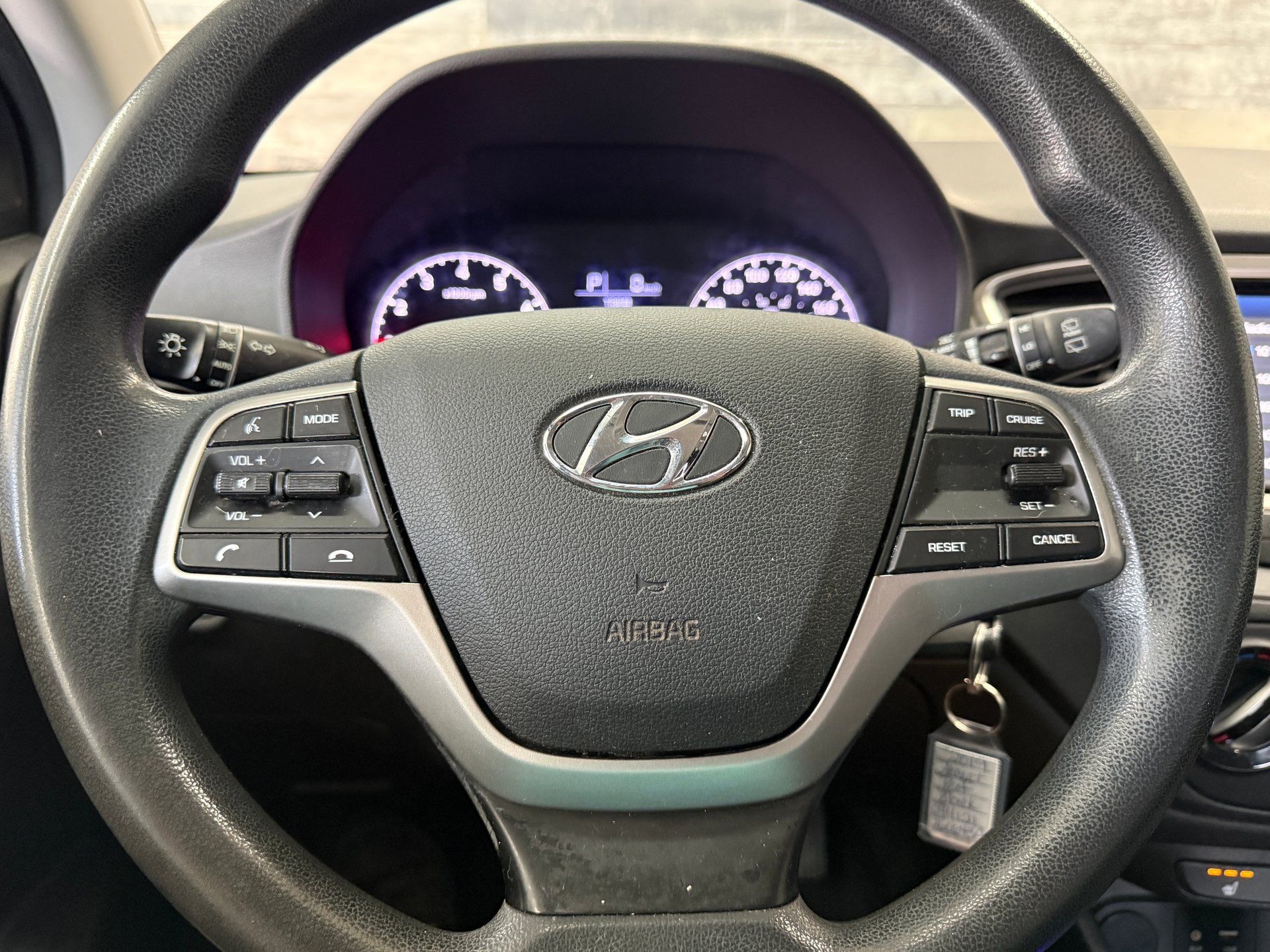 Hyundai Accent 2019 - Thumbnail 13