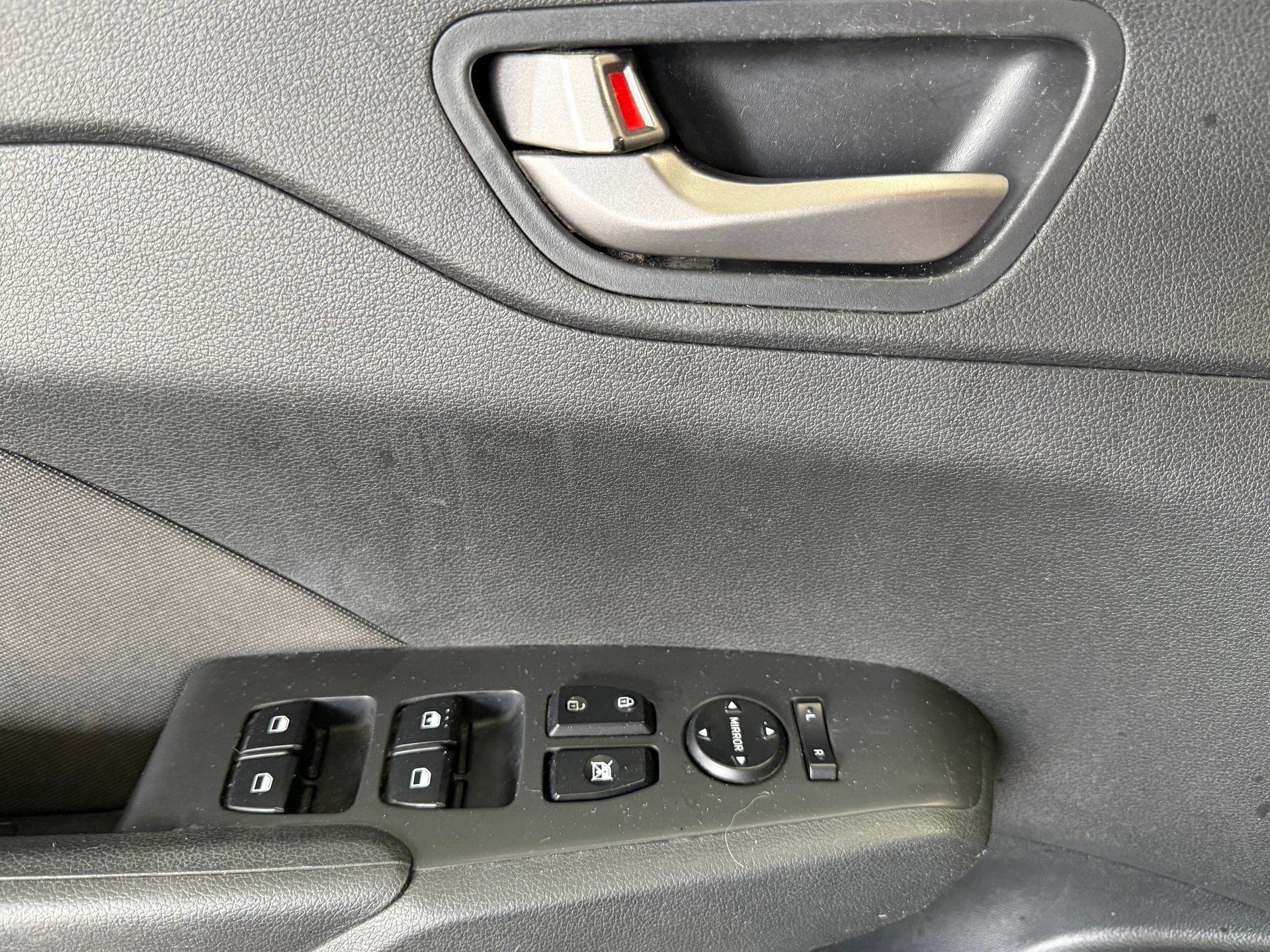 Hyundai Accent 2019 - Thumbnail 19