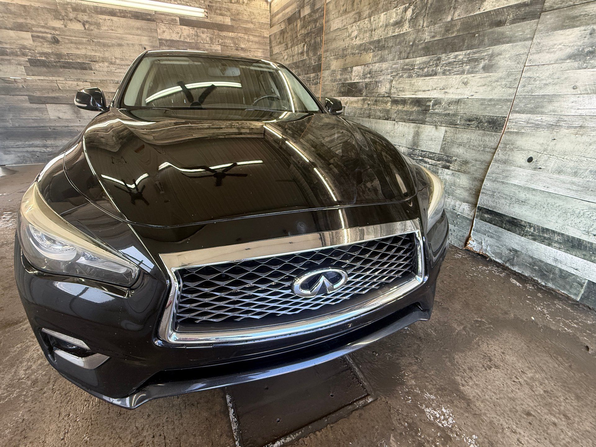 INFINITI Q50 2018 - Thumbnail 2