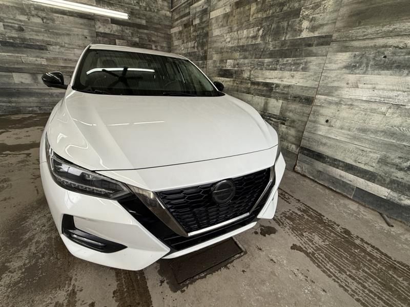 Nissan Sentra 2021 - Thumbnail 3