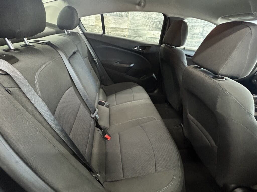 Chevrolet Cruze 2018 - Image 16 