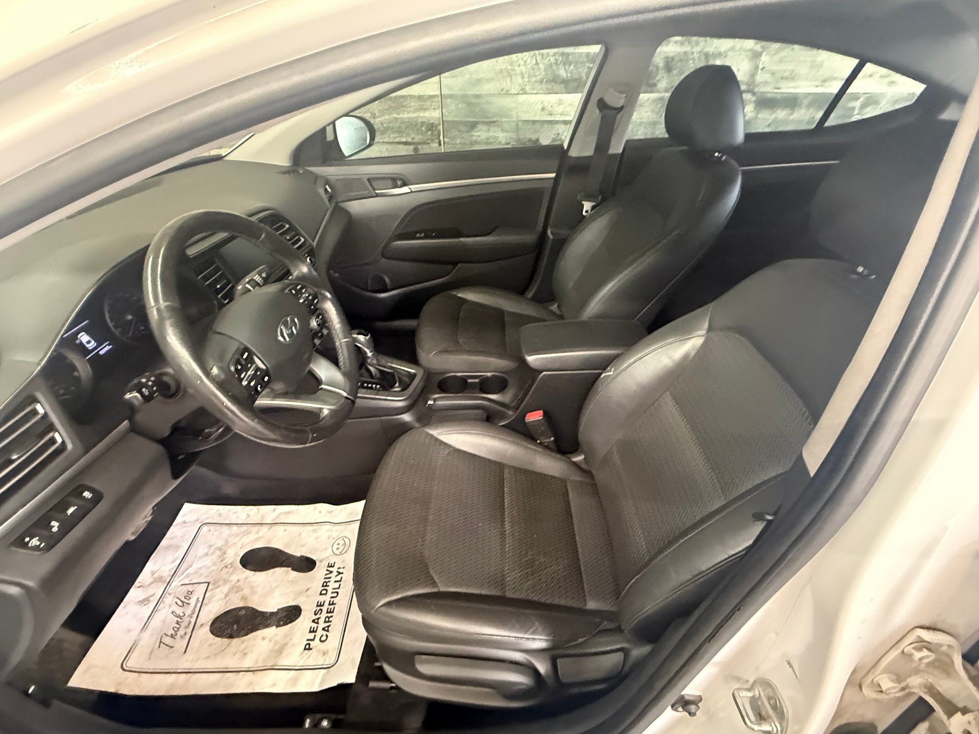 Hyundai Elantra 2019 - Image 6 