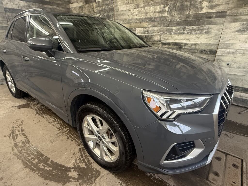 Audi Q3 2022 - Image 1
