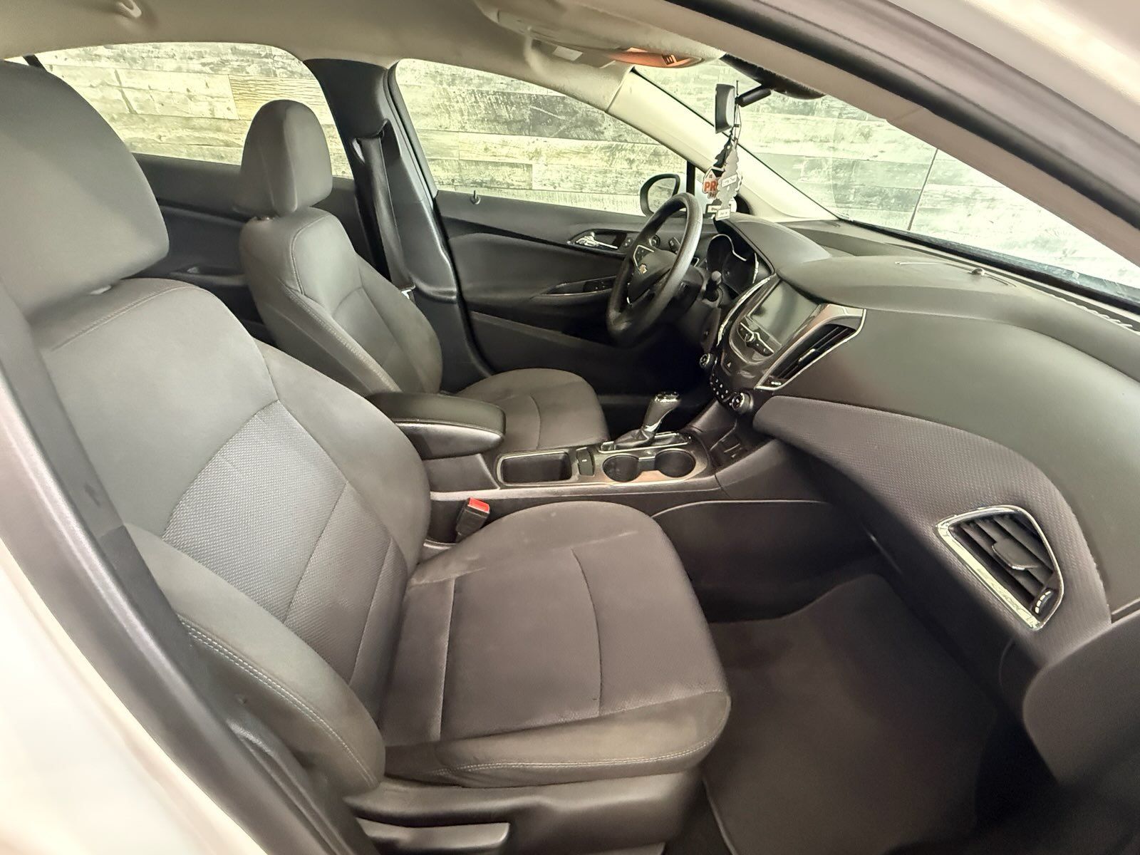 Chevrolet Cruze 2018 - Image 15