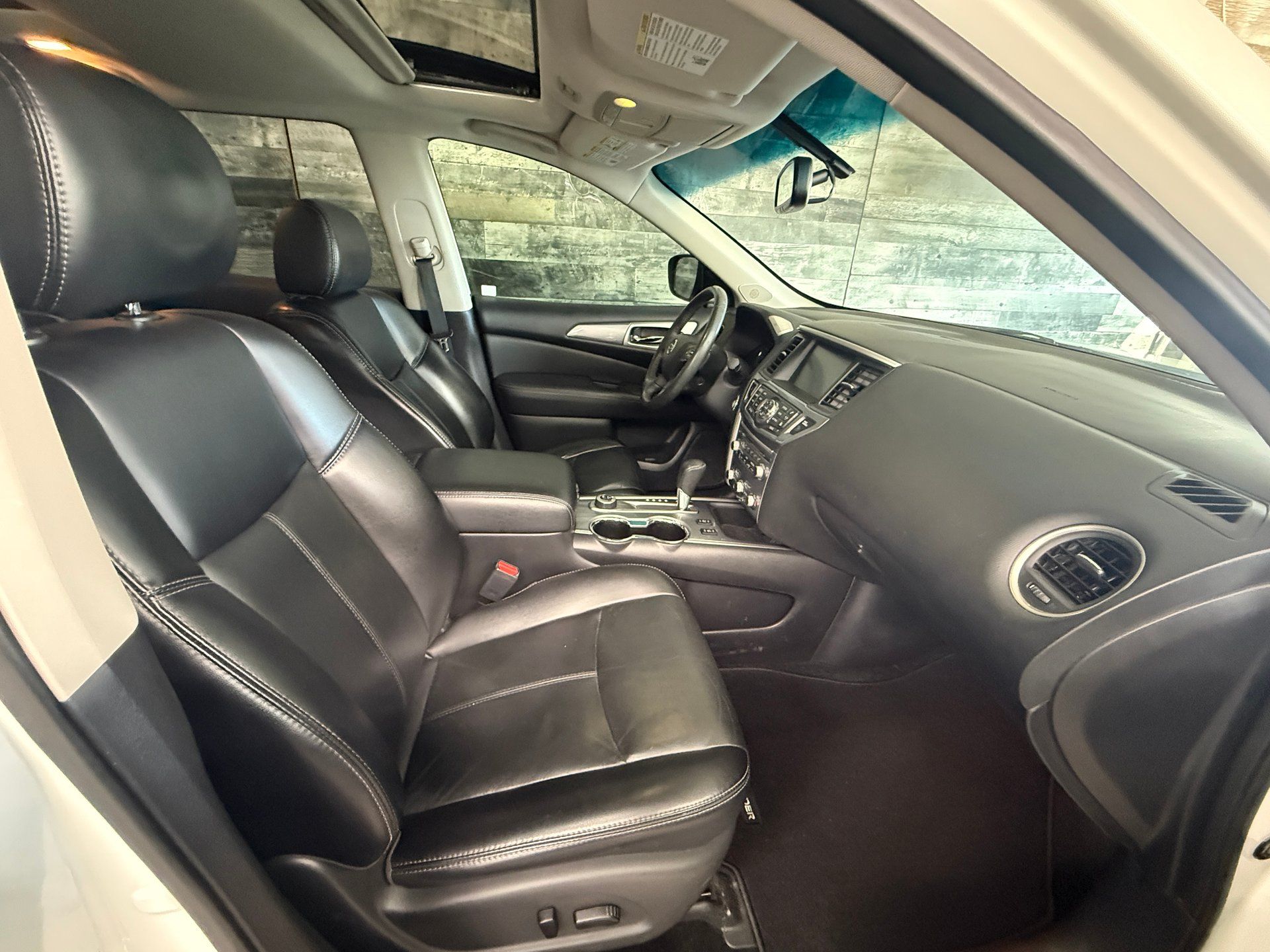 Nissan Pathfinder 2018 - Image 18