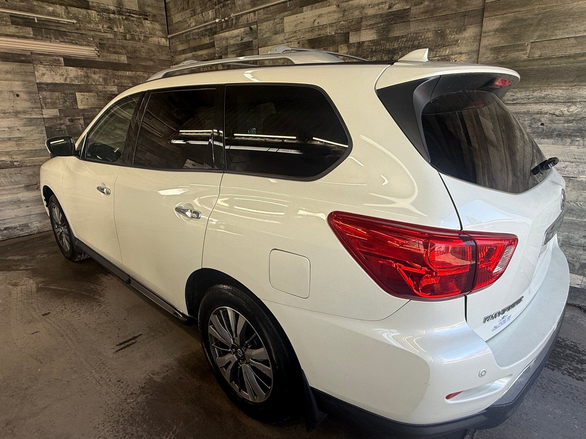 Nissan Pathfinder 2019 - Image 4