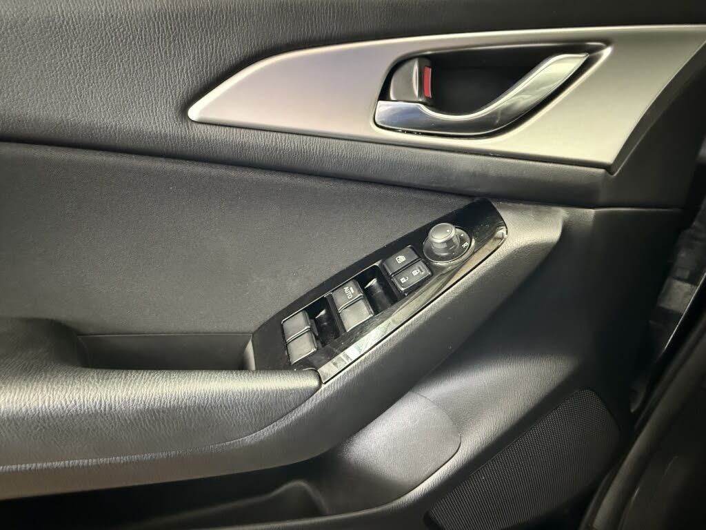 Mazda Mazda3 2017 - Image 14