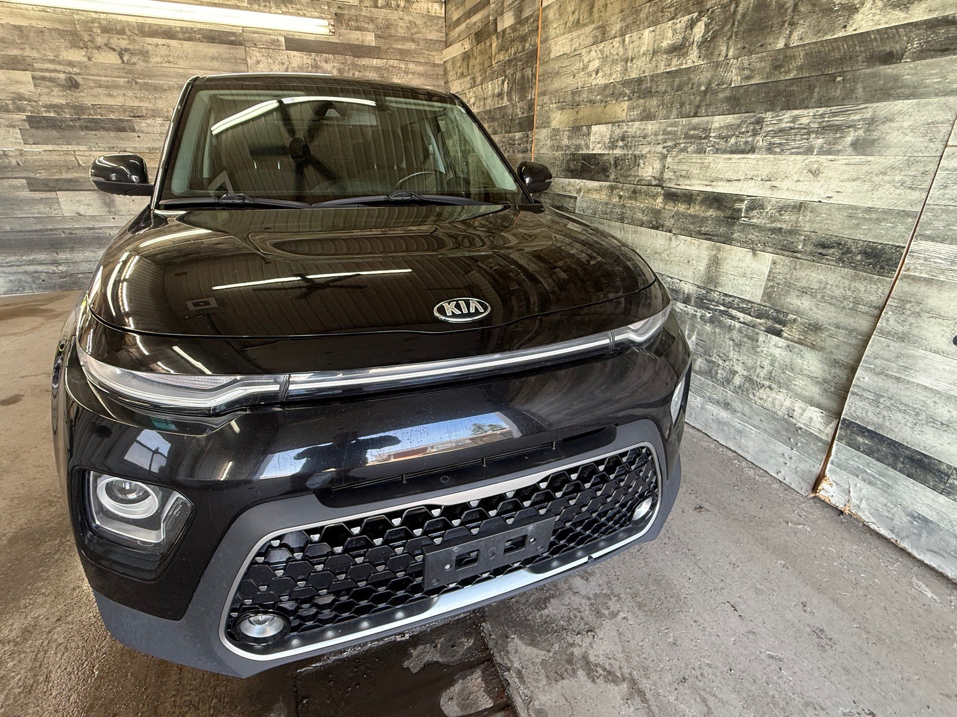 Kia Soul 2021 - Image 2