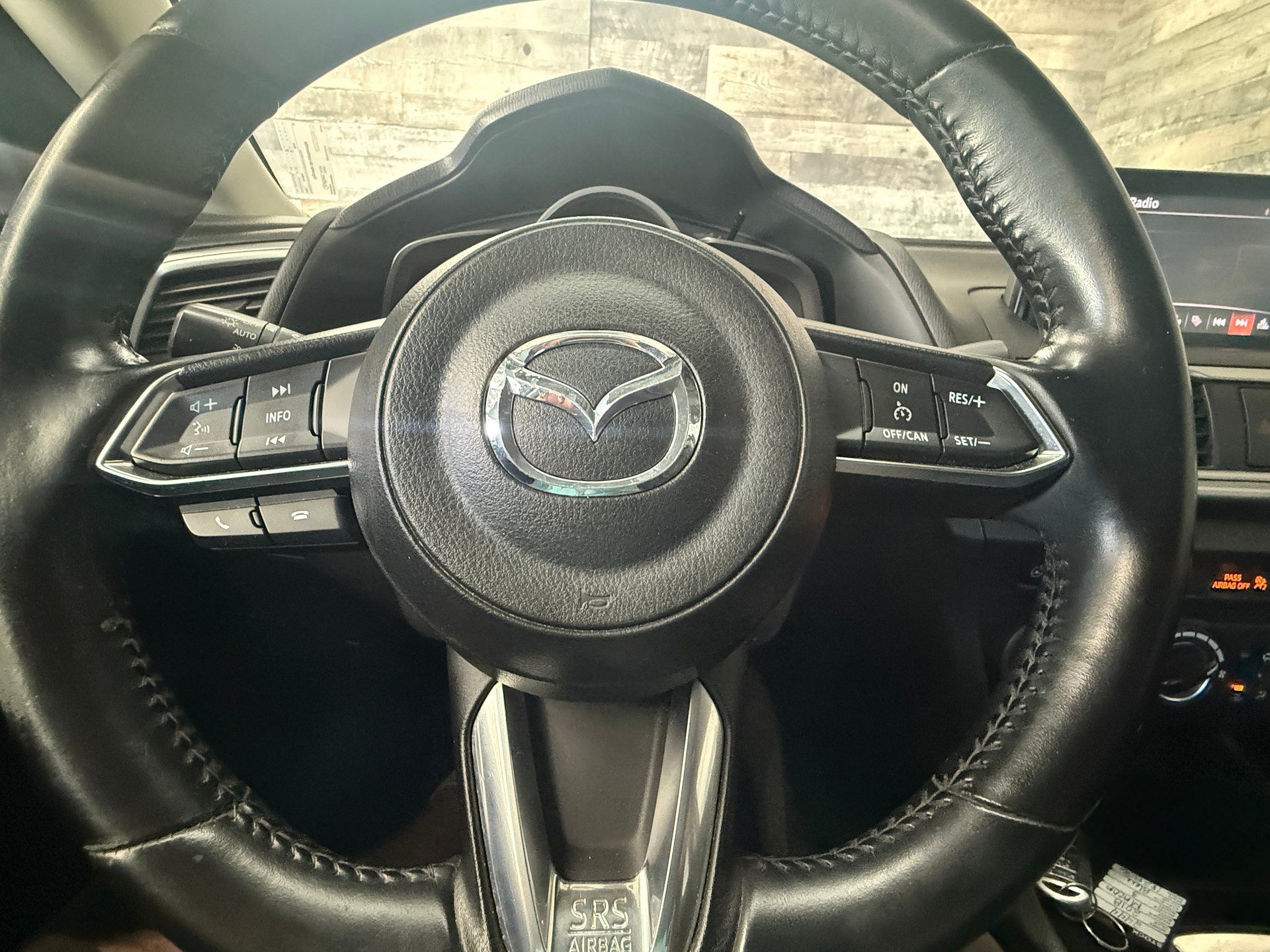 Mazda Mazda3 2018 - Image 11