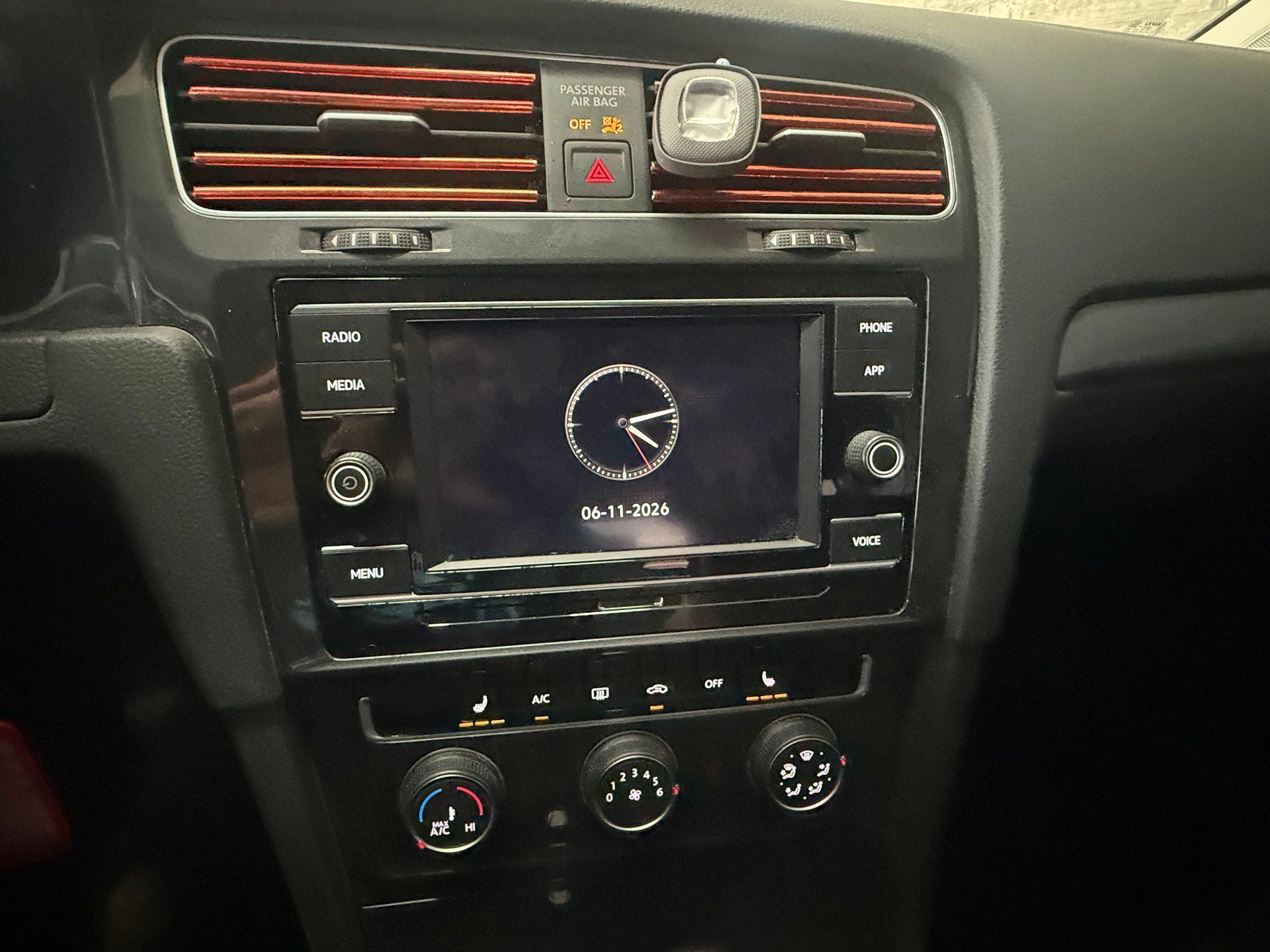 Volkswagen Golf 2020 - Image 14