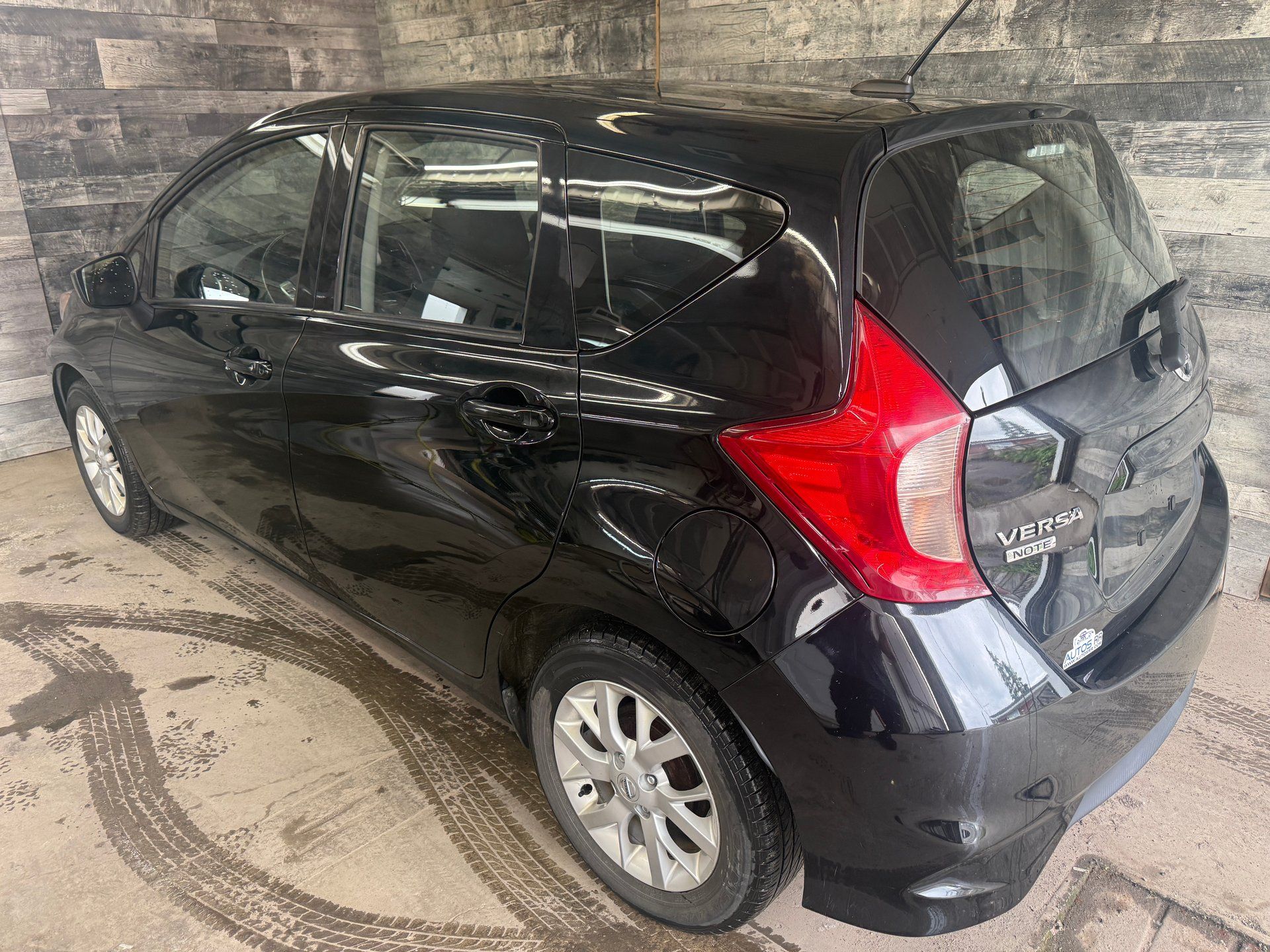 Nissan Versa Note 2018 - Image 5