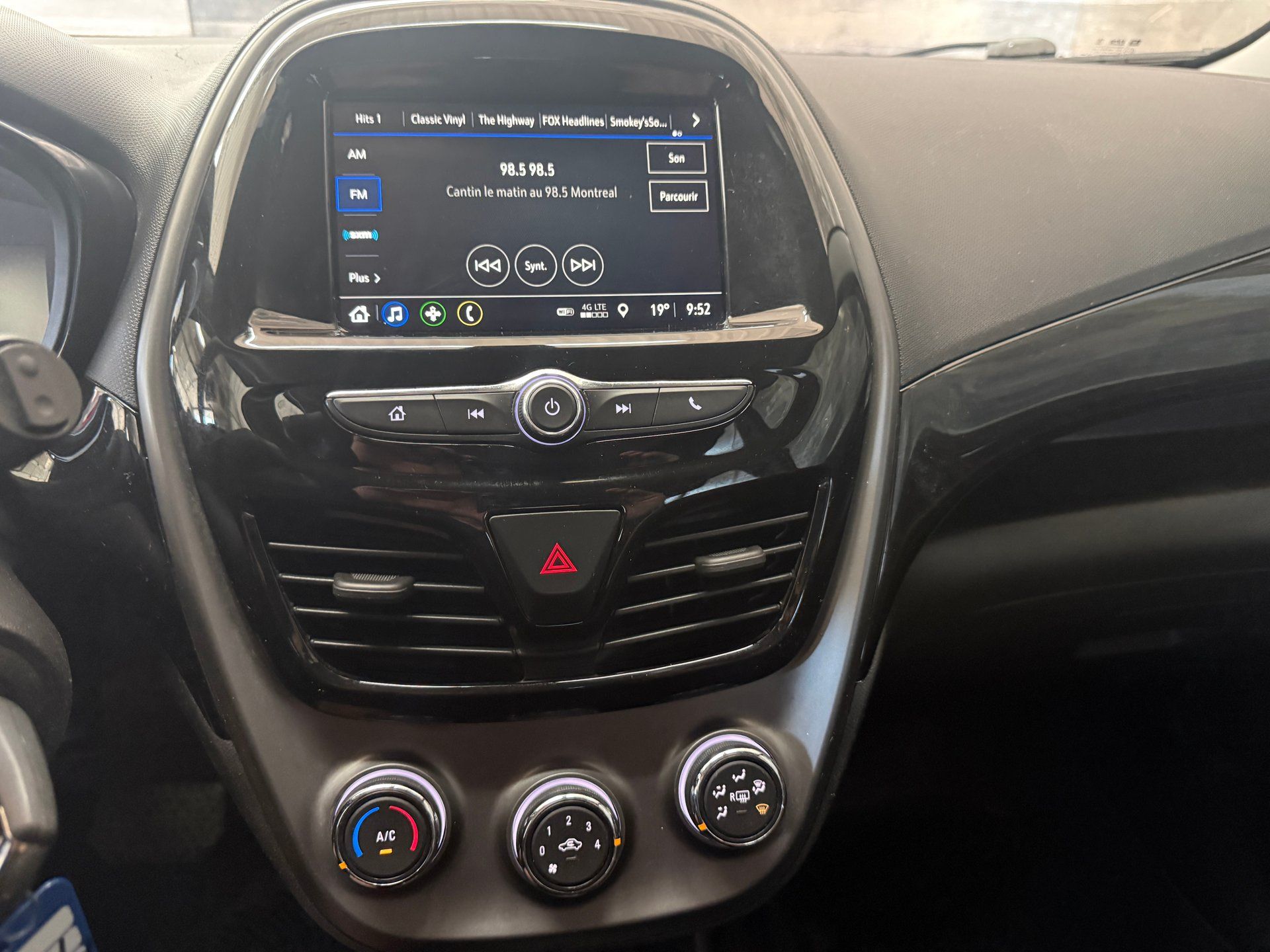 Chevrolet Spark 2021 - Image 17