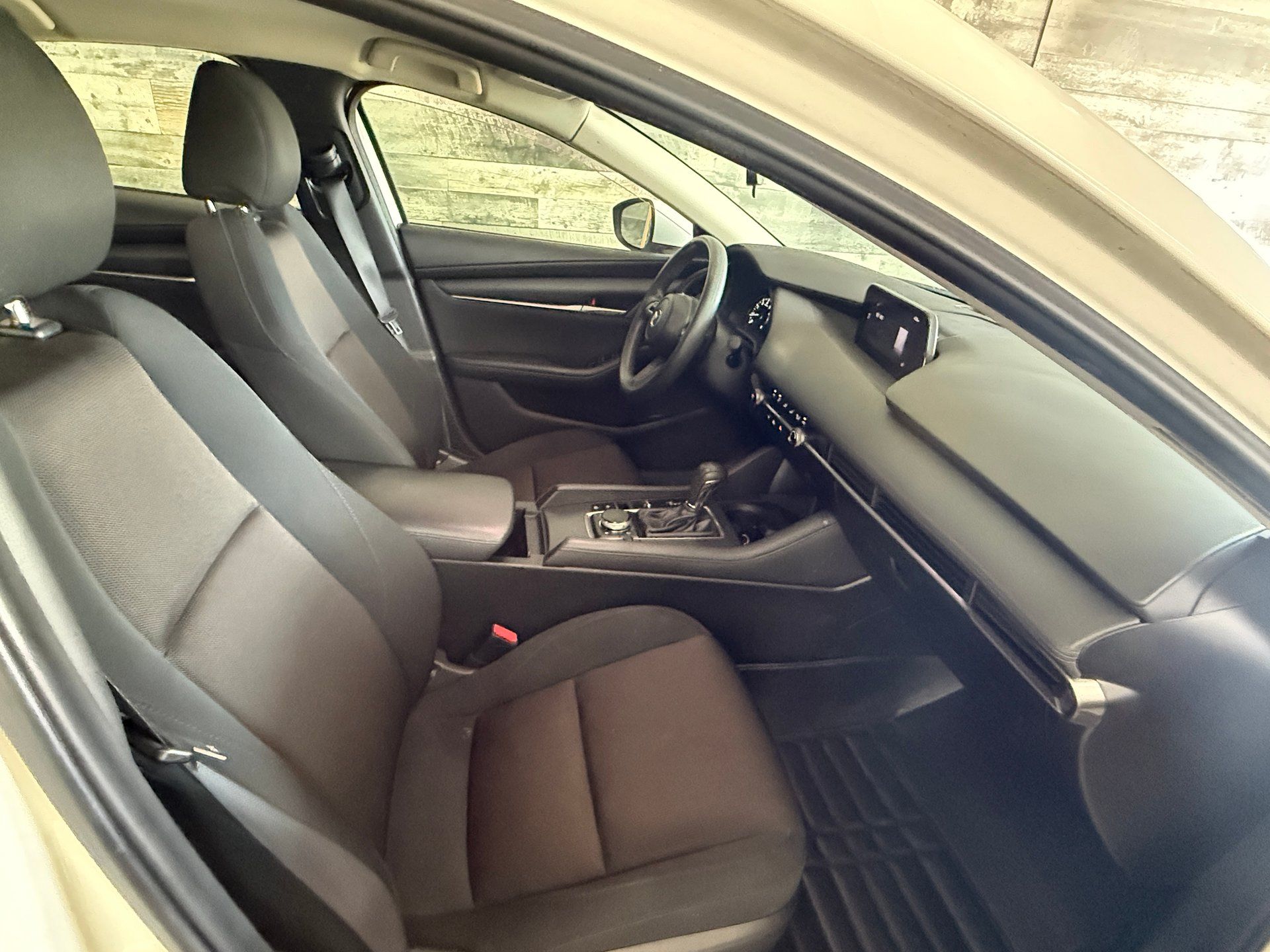 Mazda Mazda3 2019 - Image 16