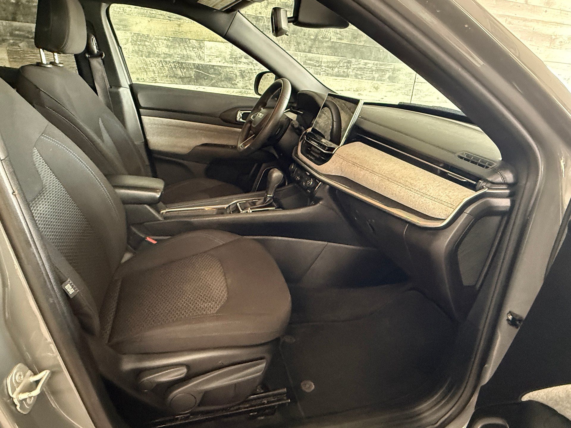 Jeep Compass 2024 - Image 23