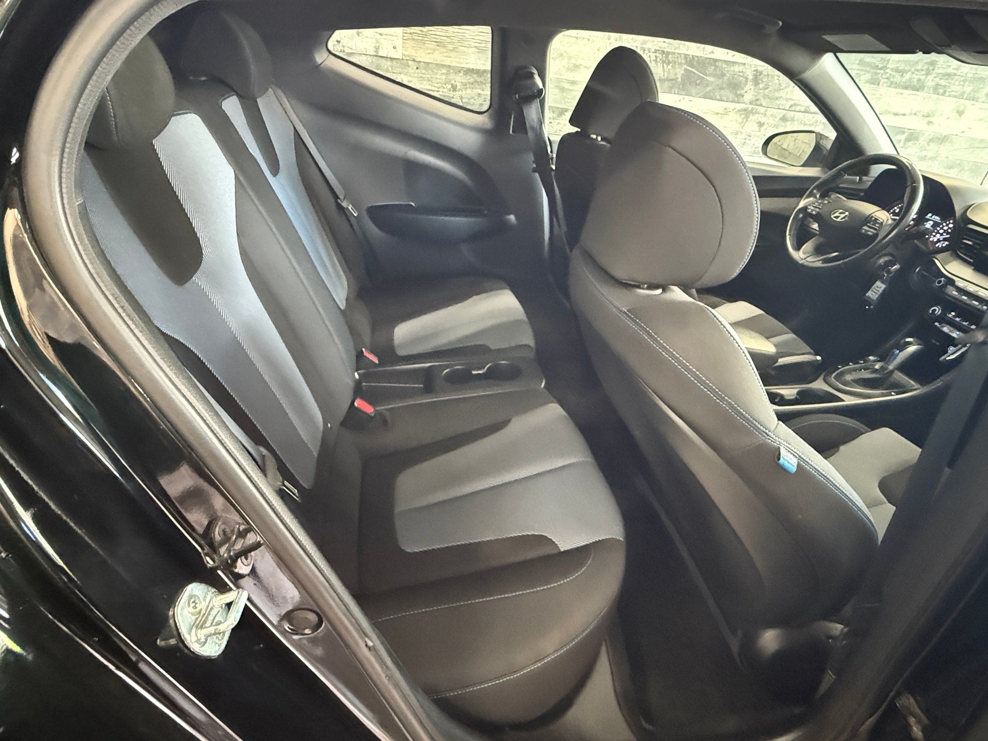 Hyundai Veloster 2019 - Image 21