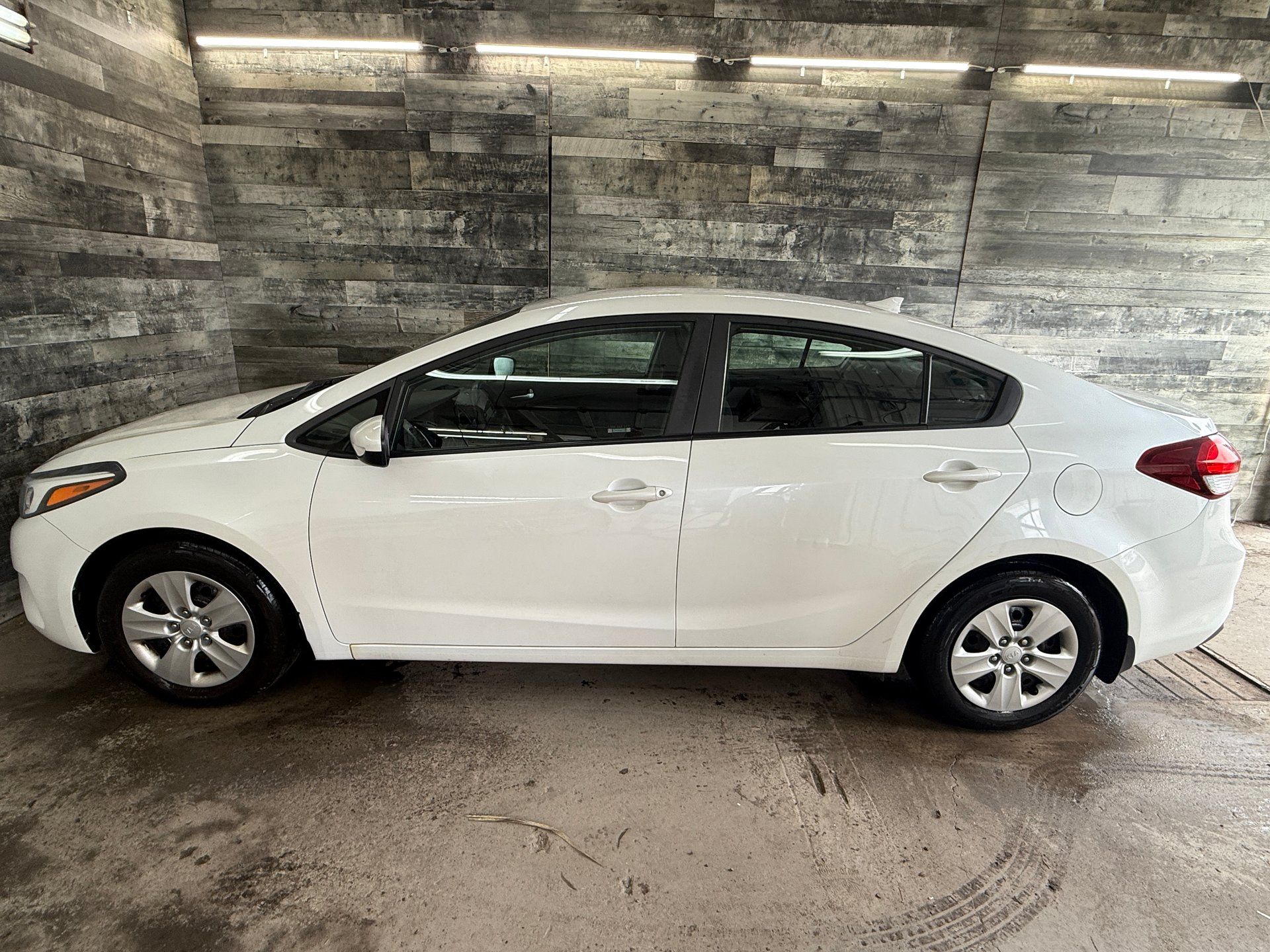 Kia Forte 2018 - Image 5