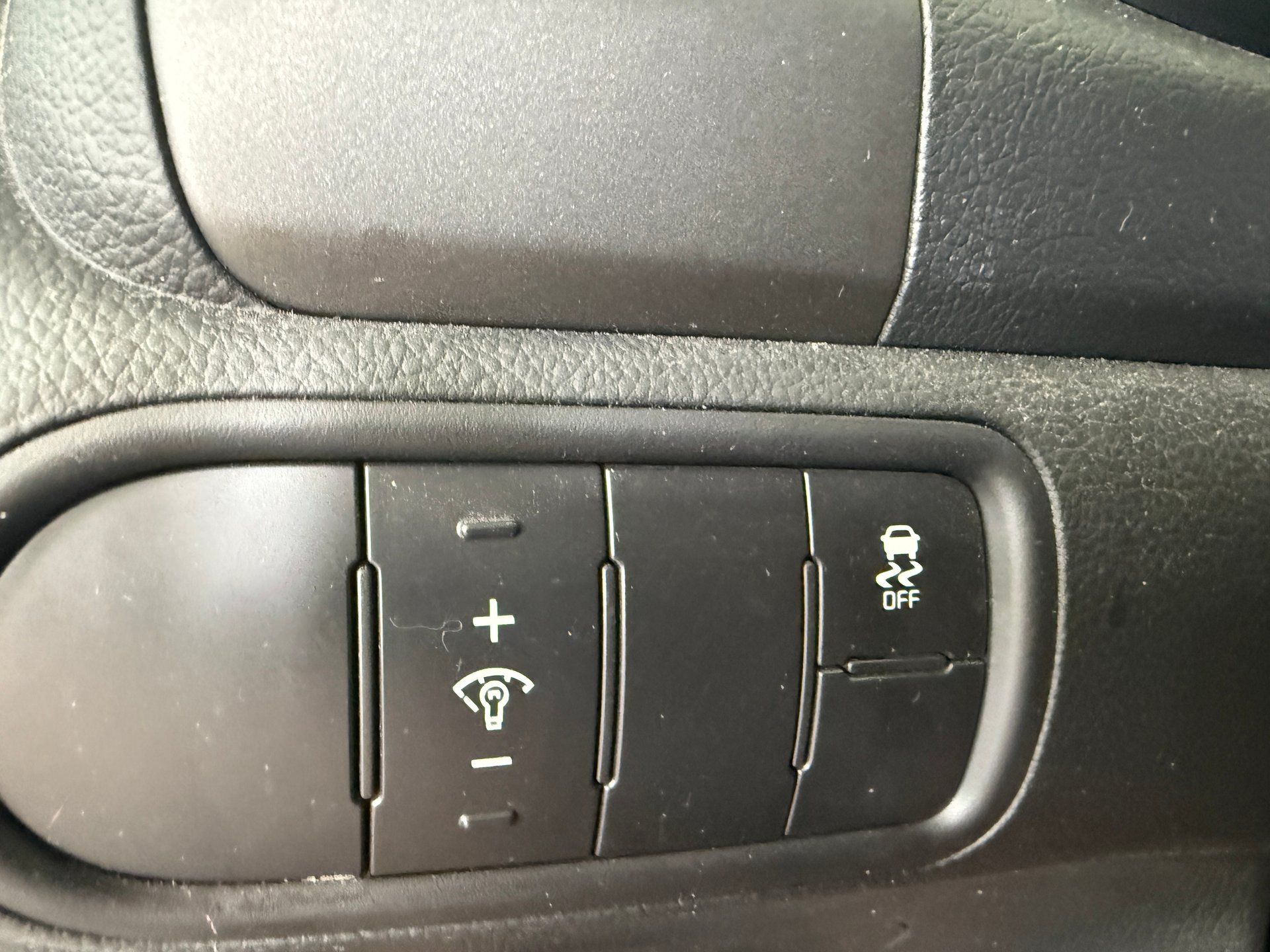 Kia Forte 2018 - Image 18
