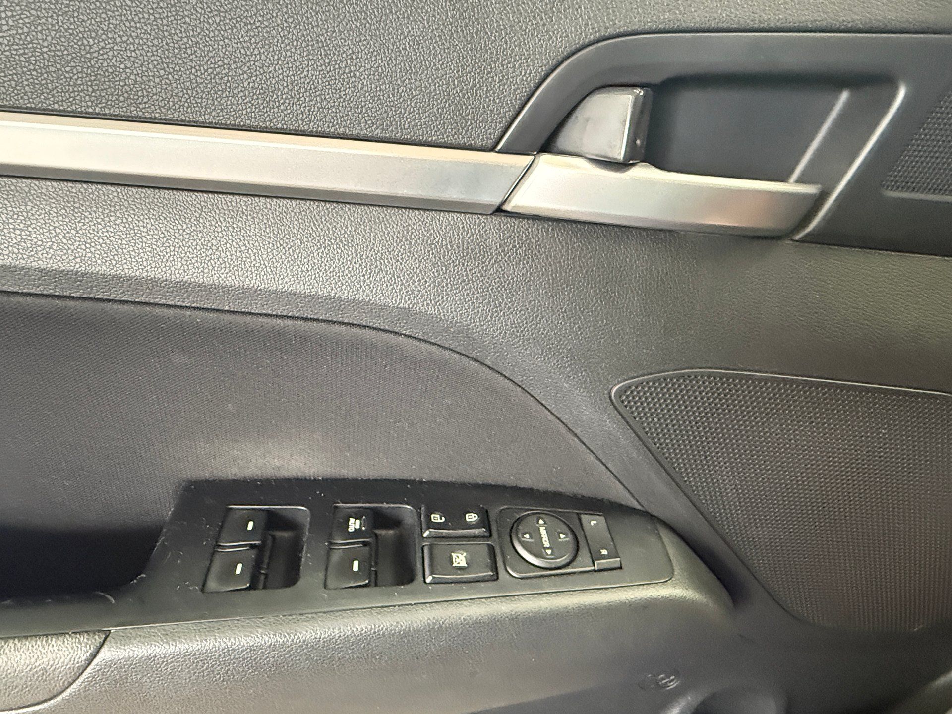 Hyundai Elantra 2019 - Image 14 